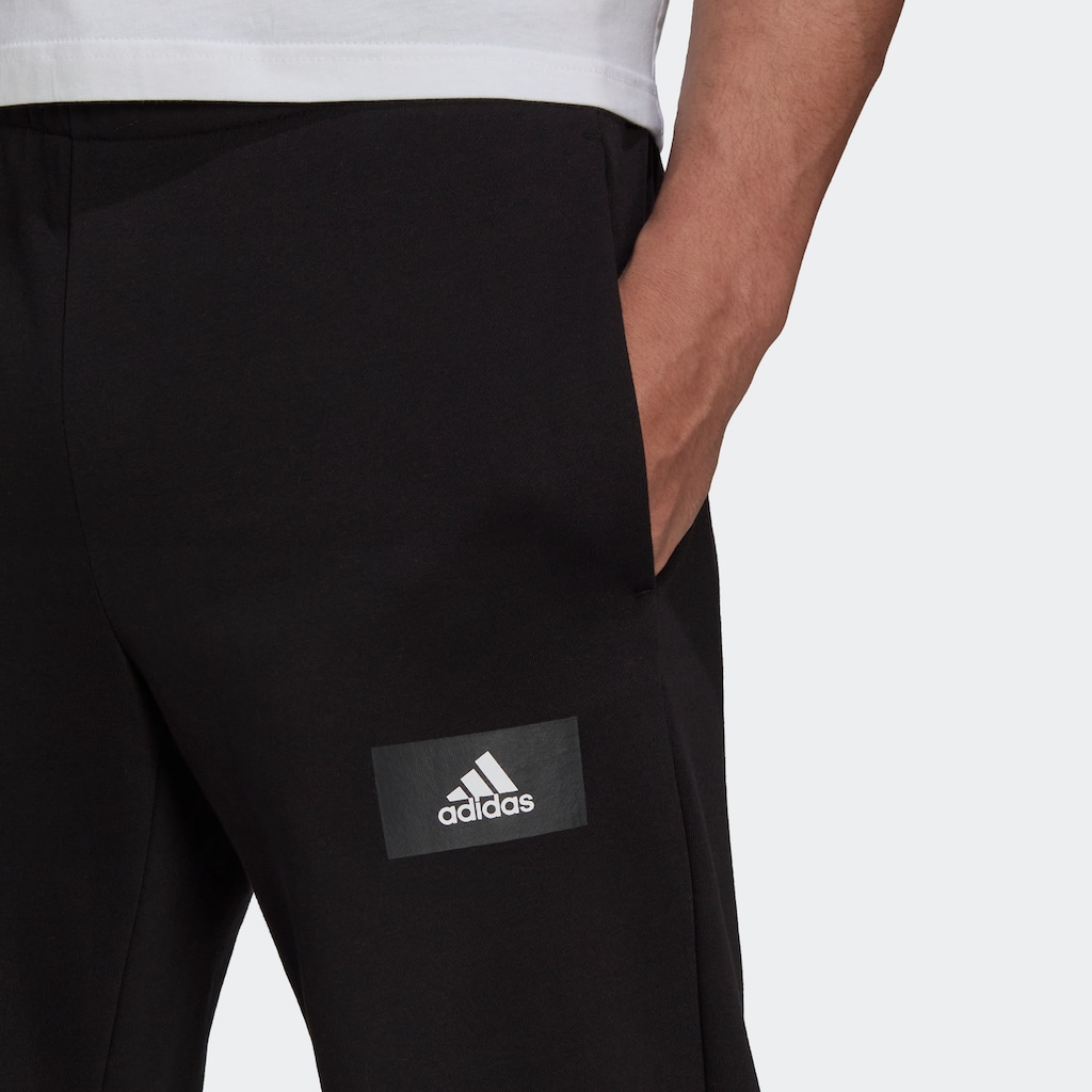 adidas Sportswear Jogginghose »ESSENTIALS FEELVIVID COTTON FLEECE STRAIGHT LEG«, (1 tlg.)