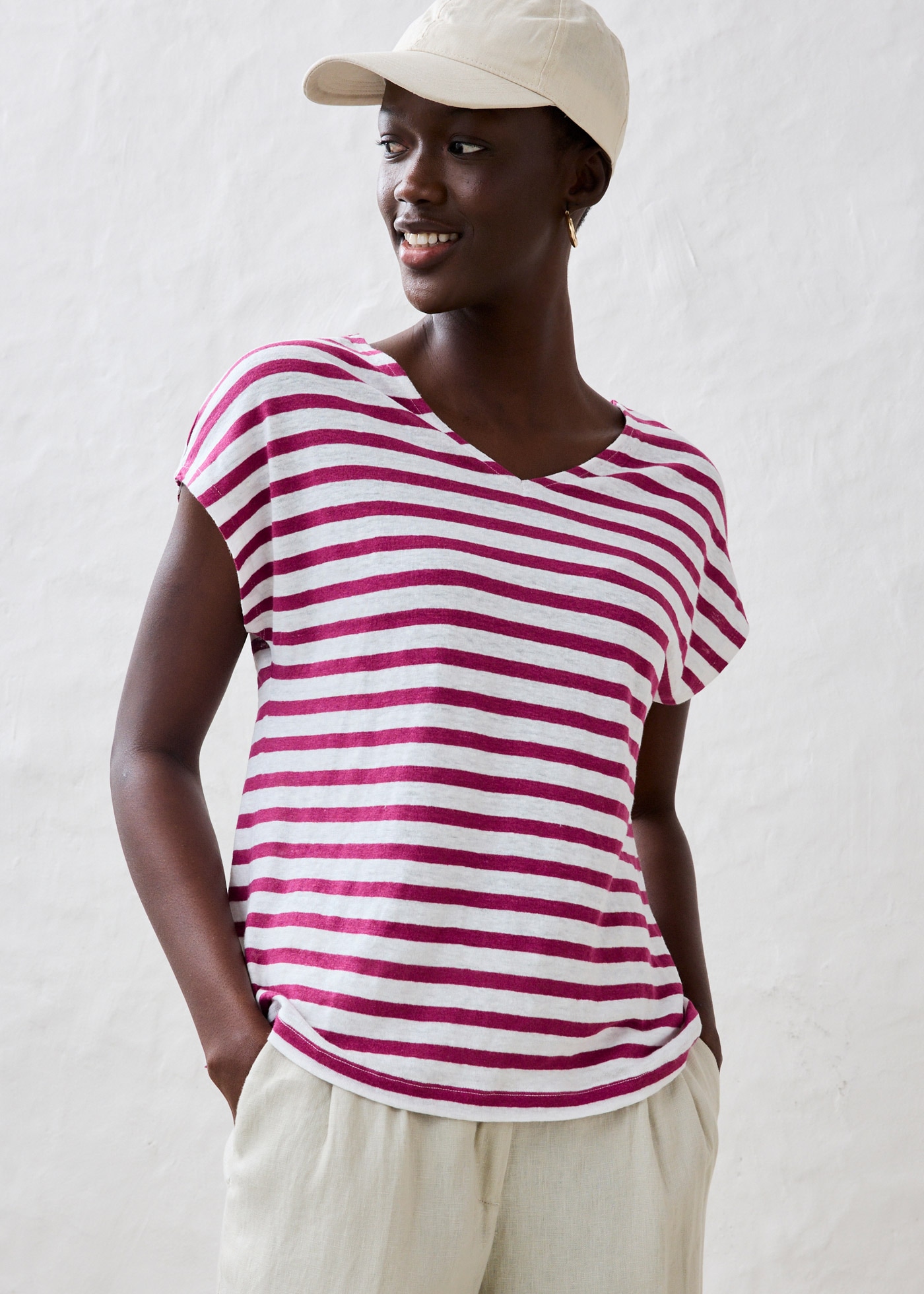 bonprix T-Shirt Oversize Passform, Kurzarm, V-Ausschnitt, aus Leinen, pflegeleicht