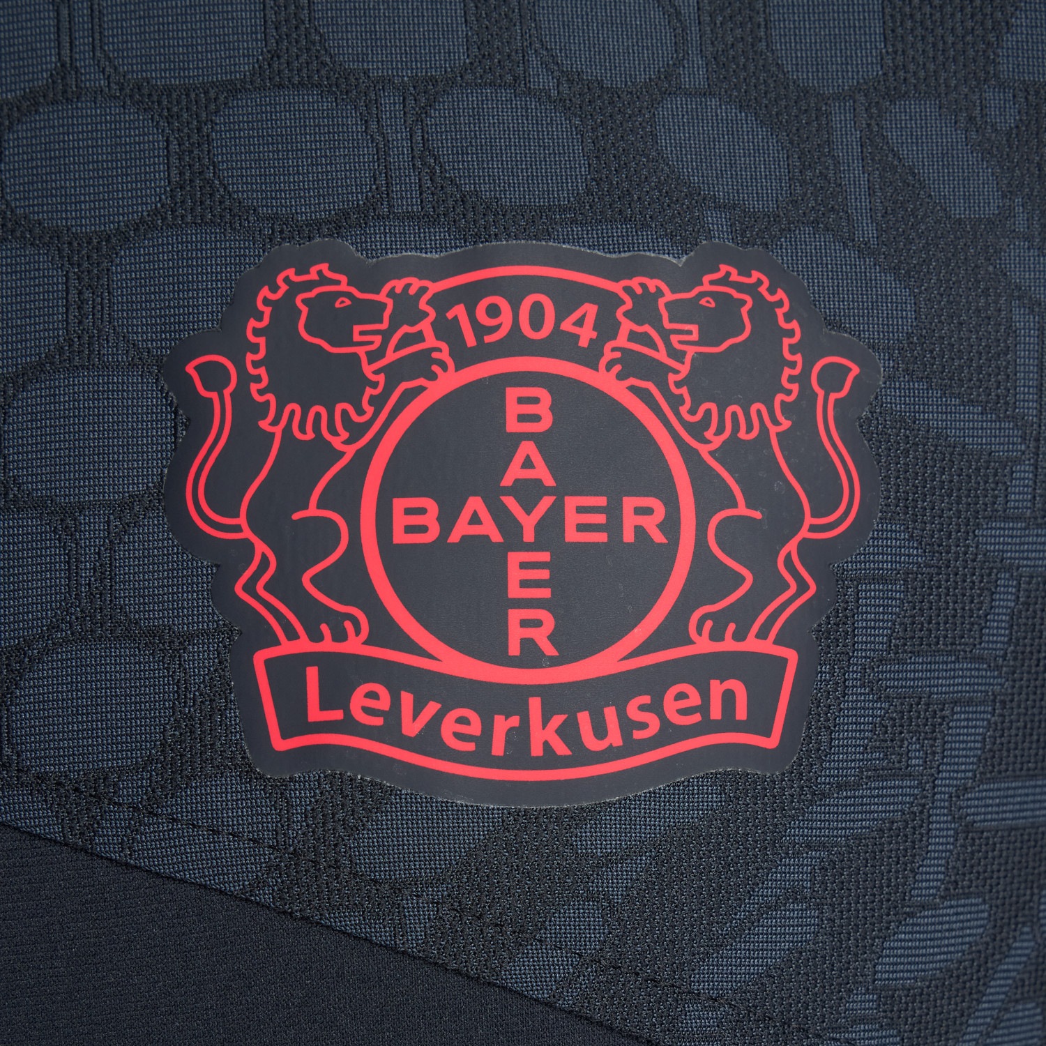 New Balance T-Shirt »BAYER 04 MIDLAYER«