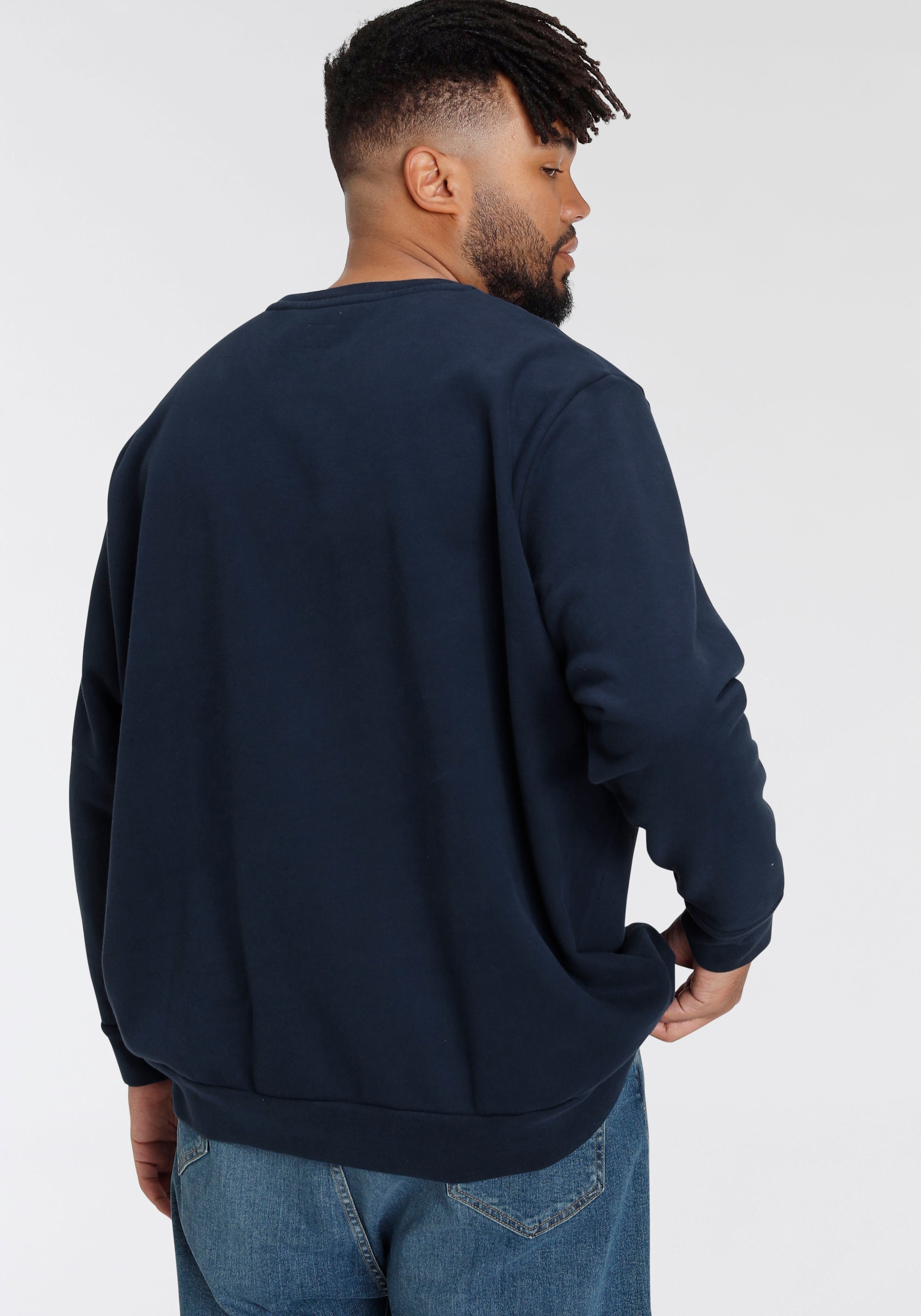 Levi's® Plus Sweatshirt »BIG ORIGINAL HM CREW«, mit Batwing-Logobadge