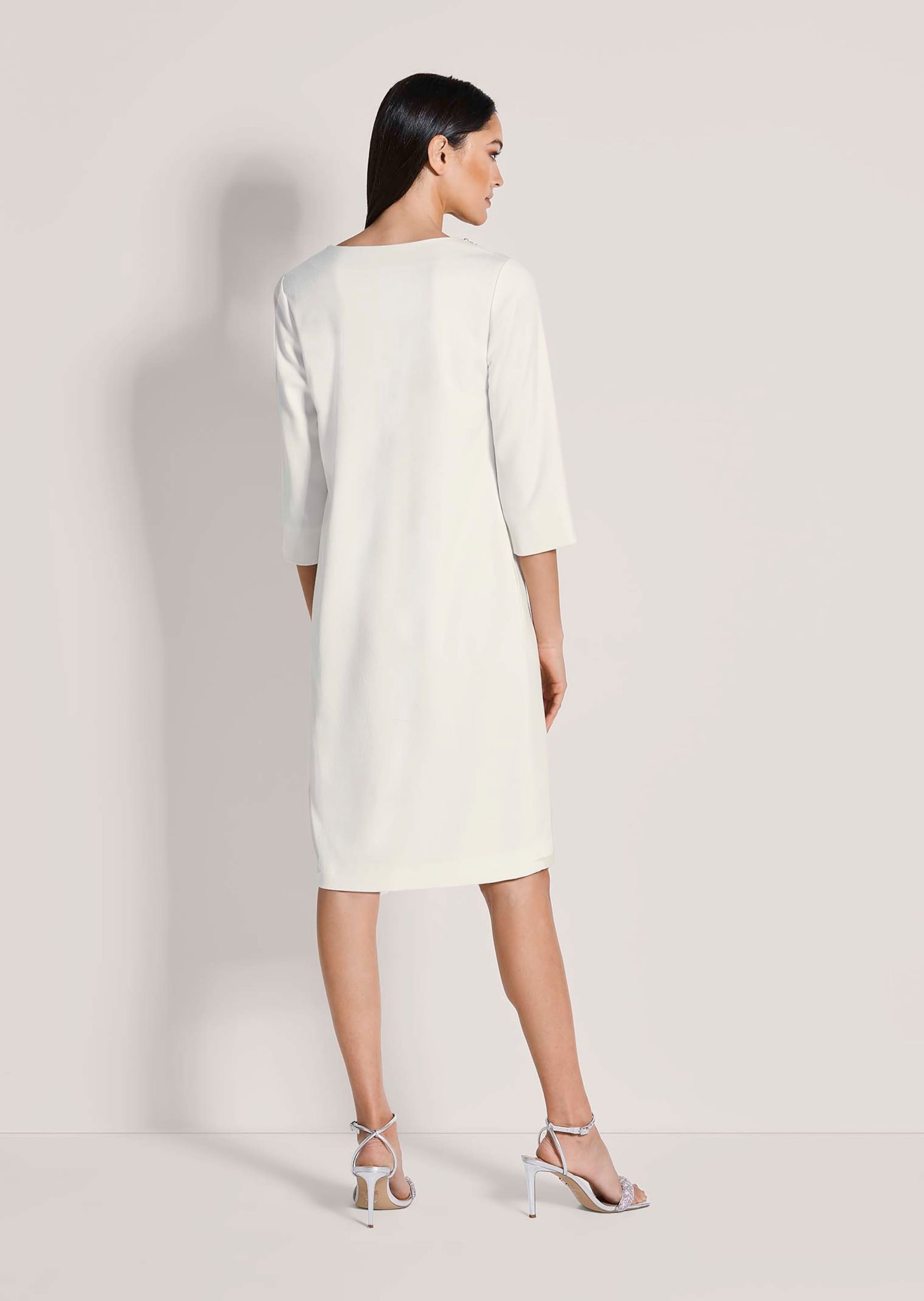 MADELEINE Etuikleid »Etuikleid Businesskleid mit Strass-Details« Kleid mit V-Ausschnitt und kleinen Schlitz