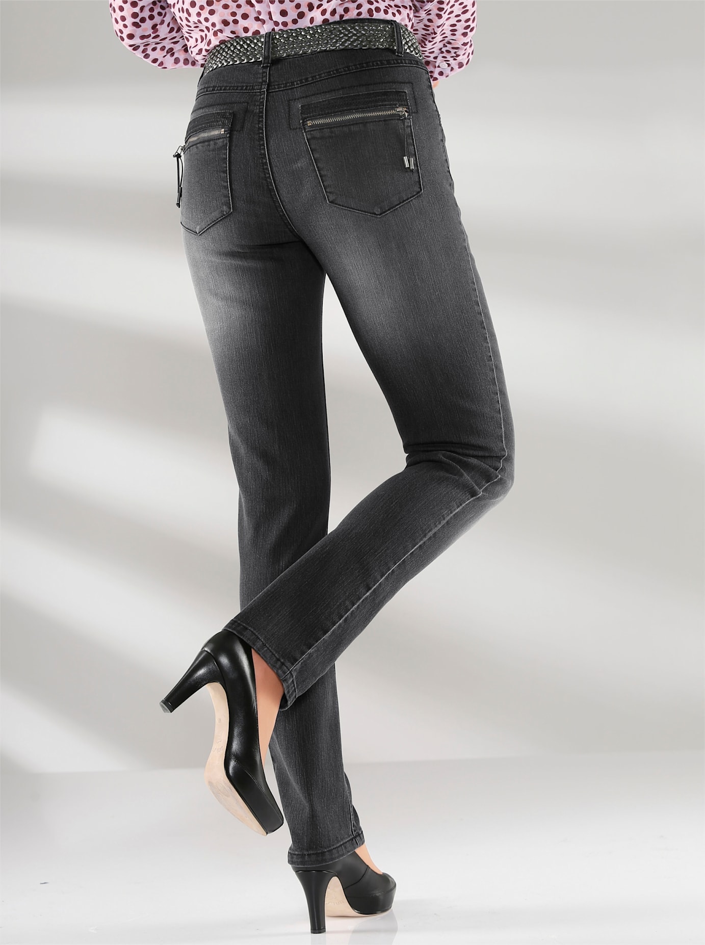Inspirationen Röhrenjeans, (1 tlg.)