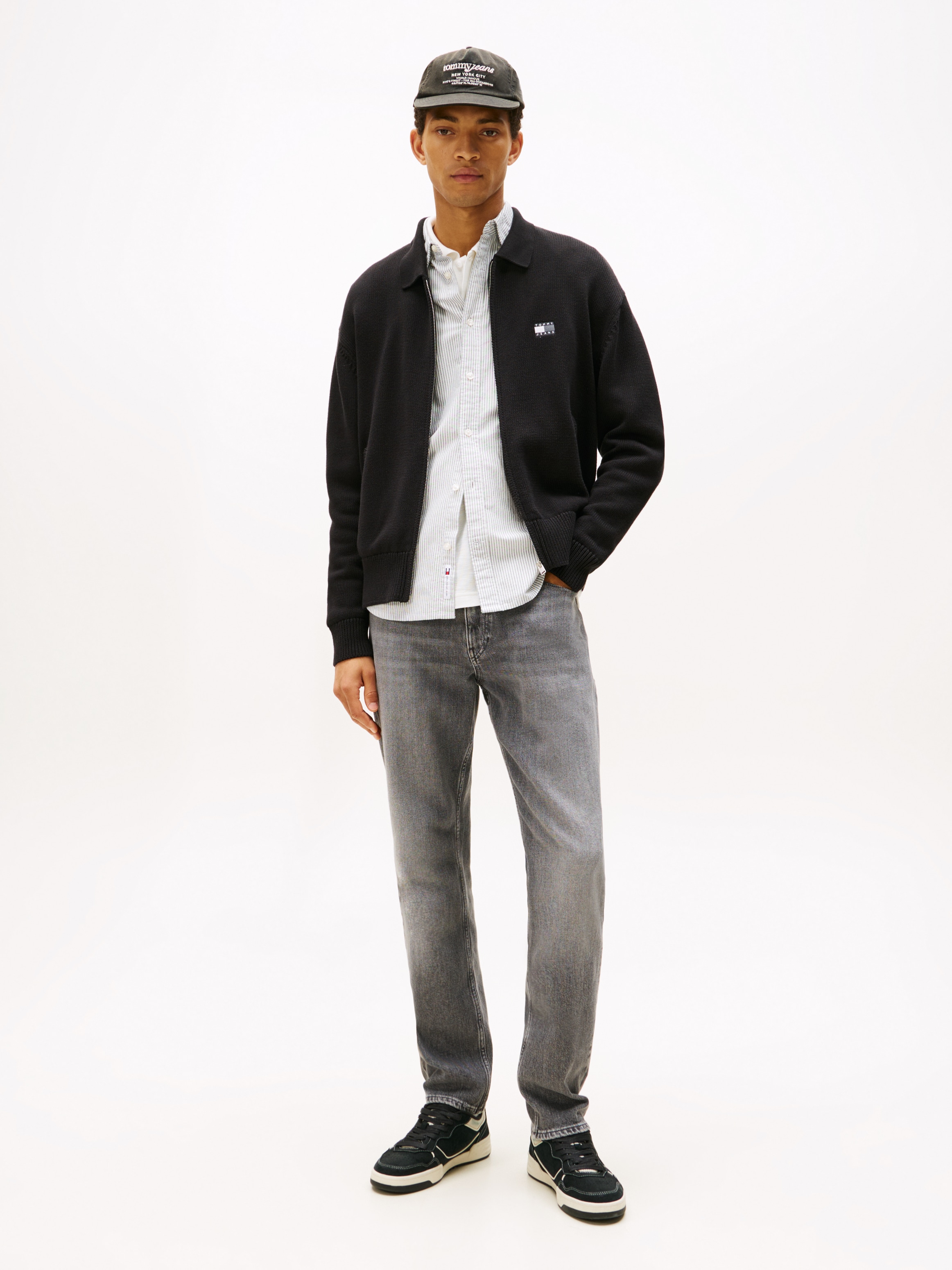 Tommy Jeans Slim-fit-Jeans »Ryan Regular Slim Straight«, Slim‑Straight‑Jeans aus hochwertigem Denim regulärer Leibhöhe