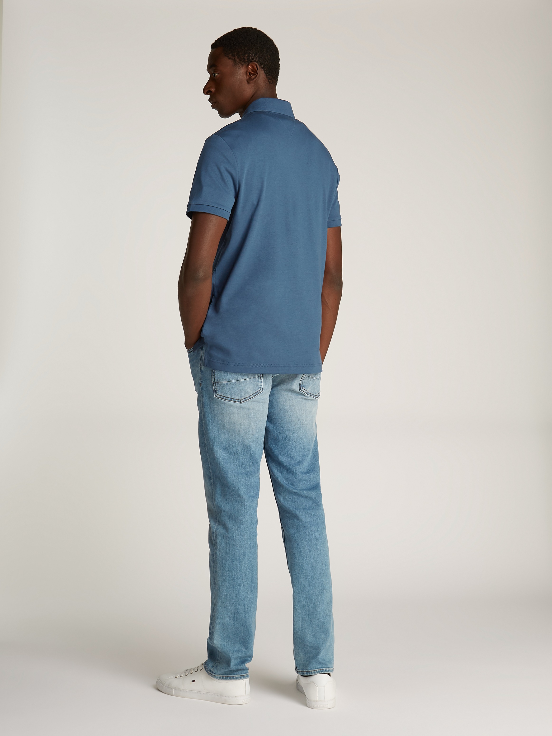 Tommy Hilfiger Poloshirt »LIQUID COTTON REG SEASONAL POLO«, mit Logostickerei