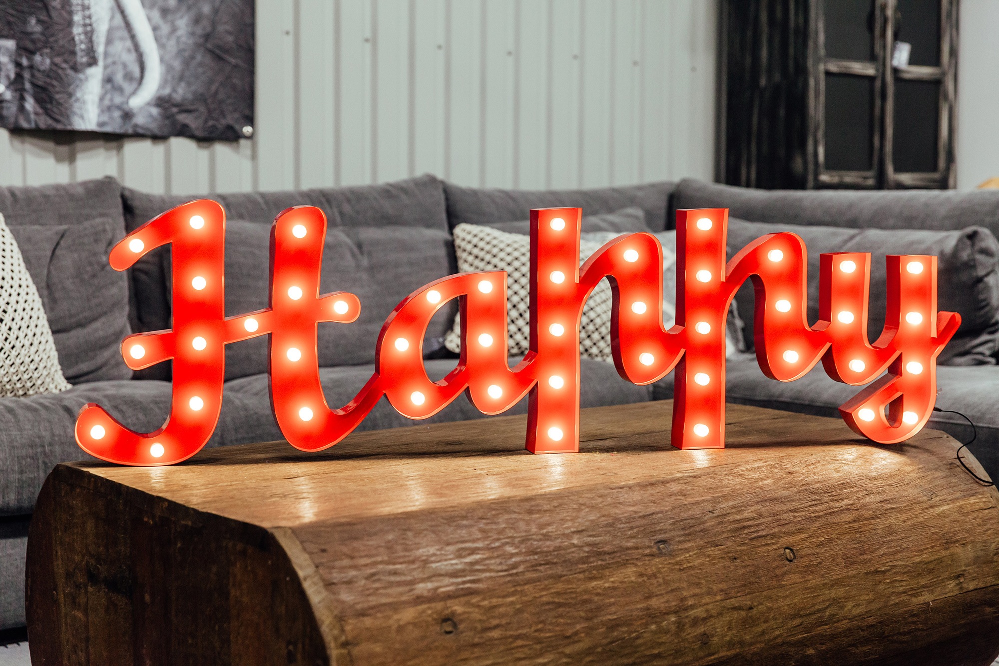 MARQUEE LIGHTS LED Dekolicht »Happy« LED-Modul 1 Stk. Warmweiß Wandlampe, Tischlampe Schriftzug Happy 44 Leuchtmittel - 137x38 cm