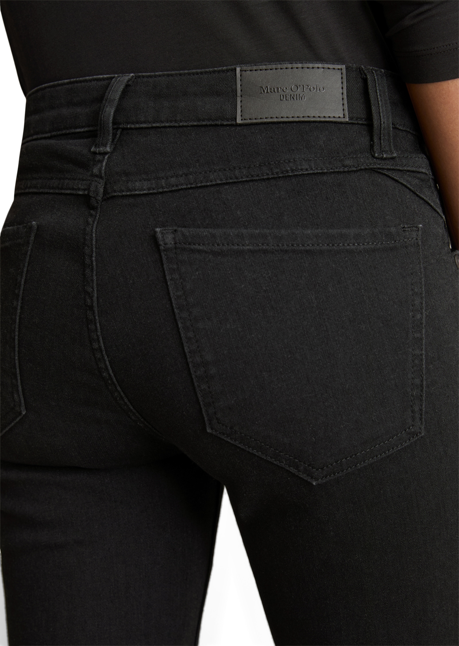 Marc O'Polo DENIM Bootcut-Jeans »NELLA« normale Leibhöhe, Slim Fit, superstretchigem Organic Cotton-Mix