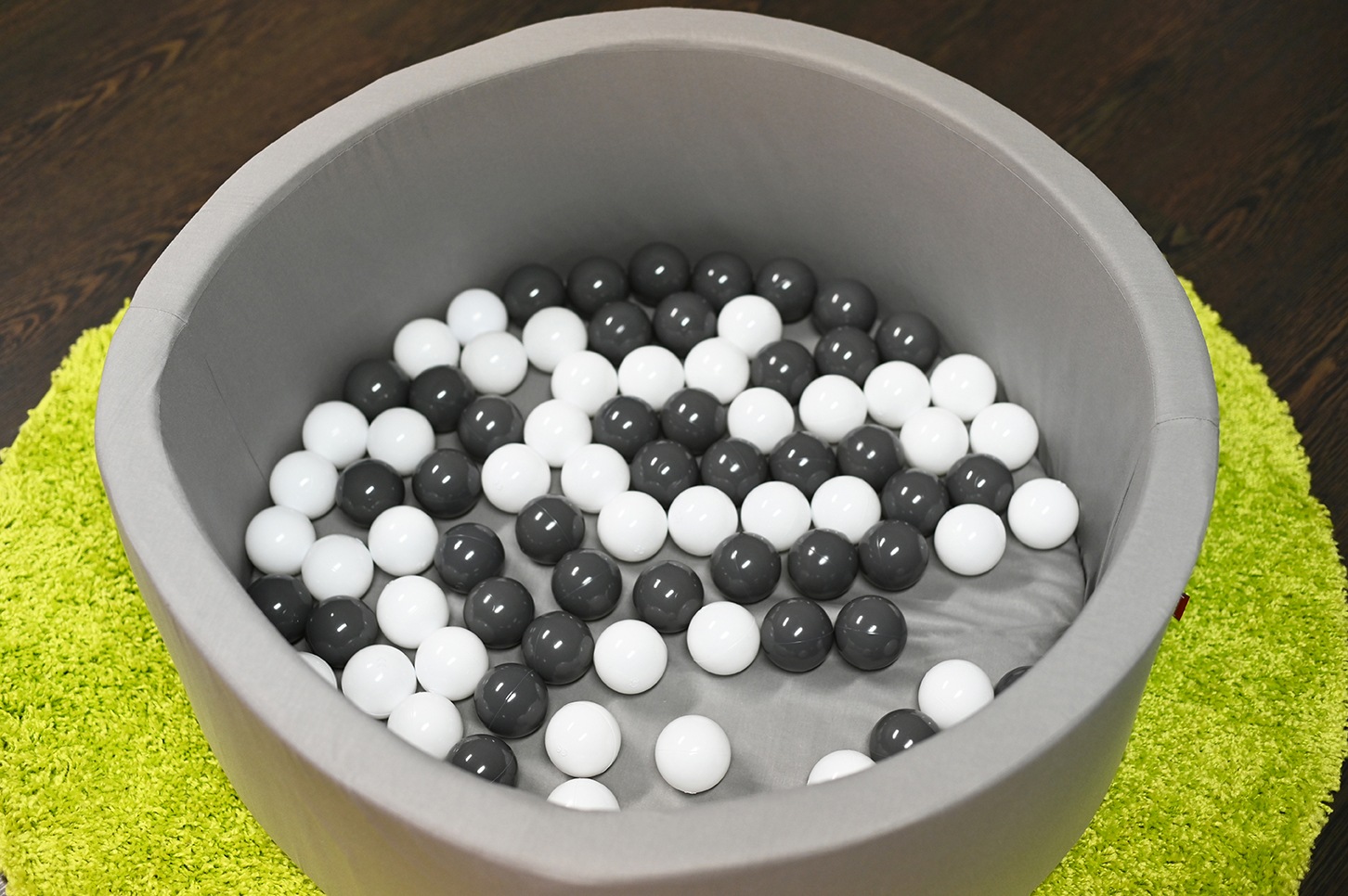 Knorrtoys® Bällebad »Soft, Grey«, mit 100 Bällen Grey/white; Made in Europe