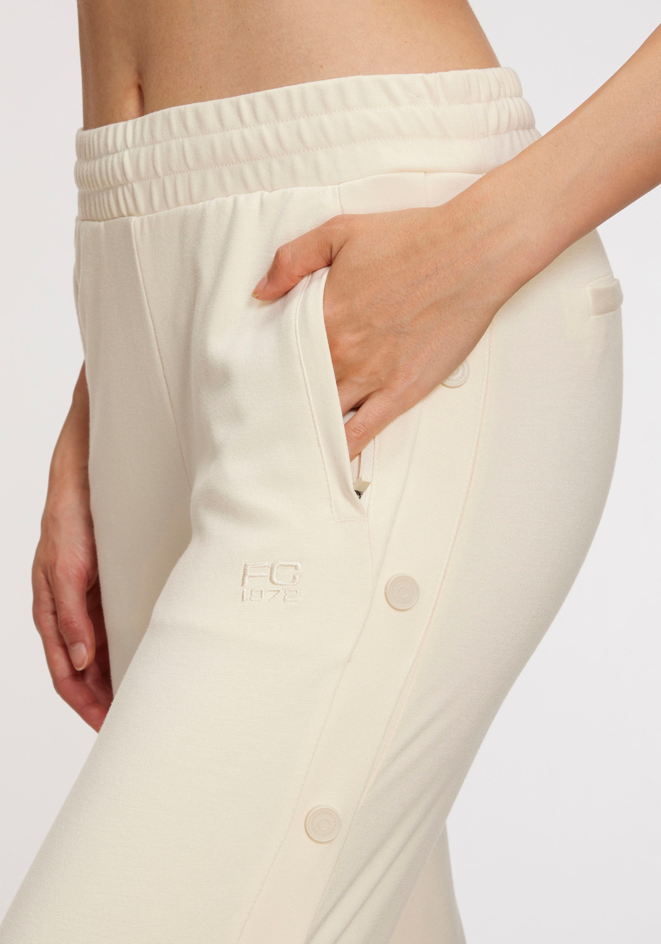 French Connection Loungepants, mit Druckknöpfen seitlich am Bein