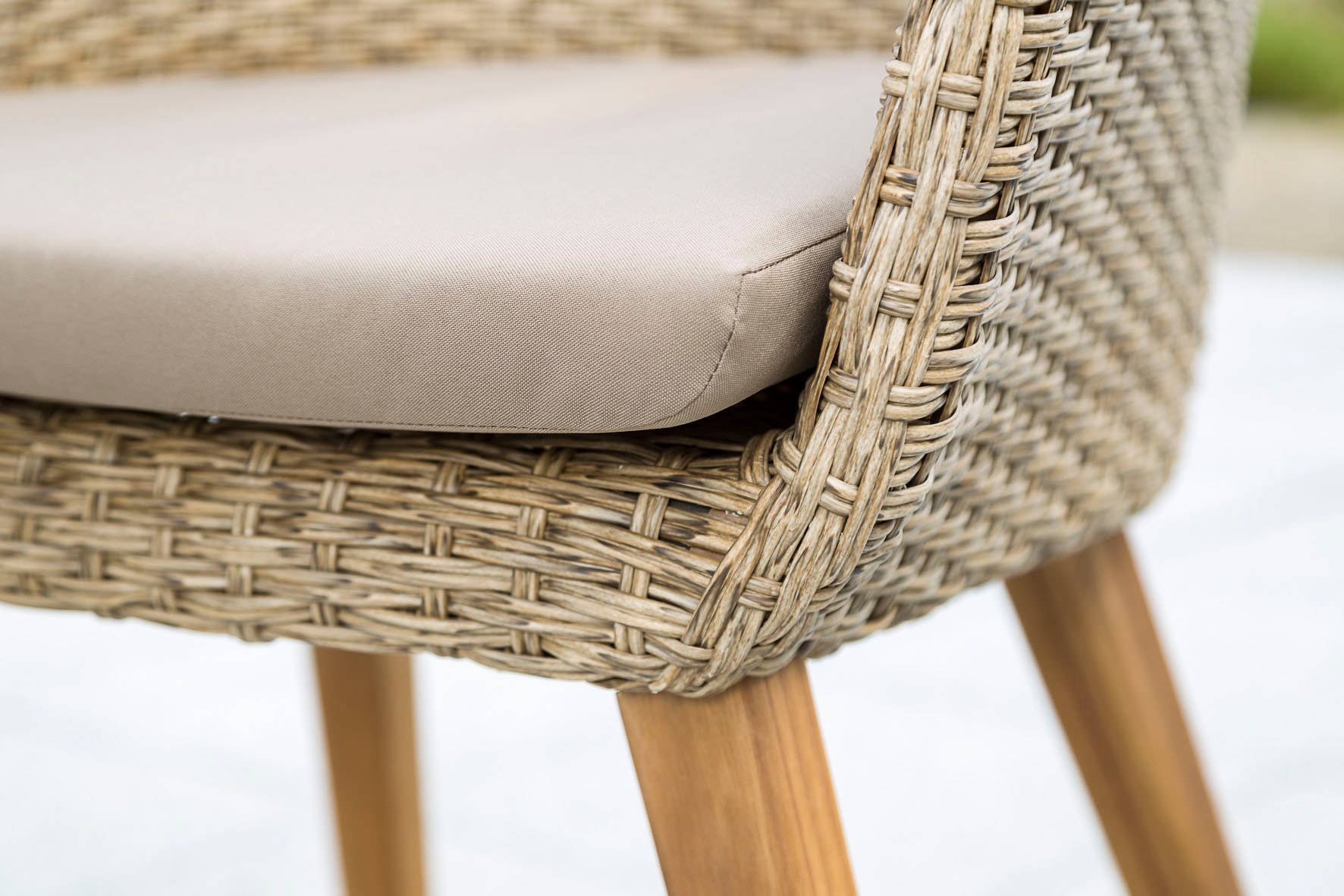 MERXX Garten-Essgruppe »»Arrone«« Set, Tisch doppelt ausziehbar: 100x 180/220/260x 75 cm, 9 Stk. tlg. Sesselbeine aus Akazienholz, Beine 9x9 cm, Tischplatte 3 cm