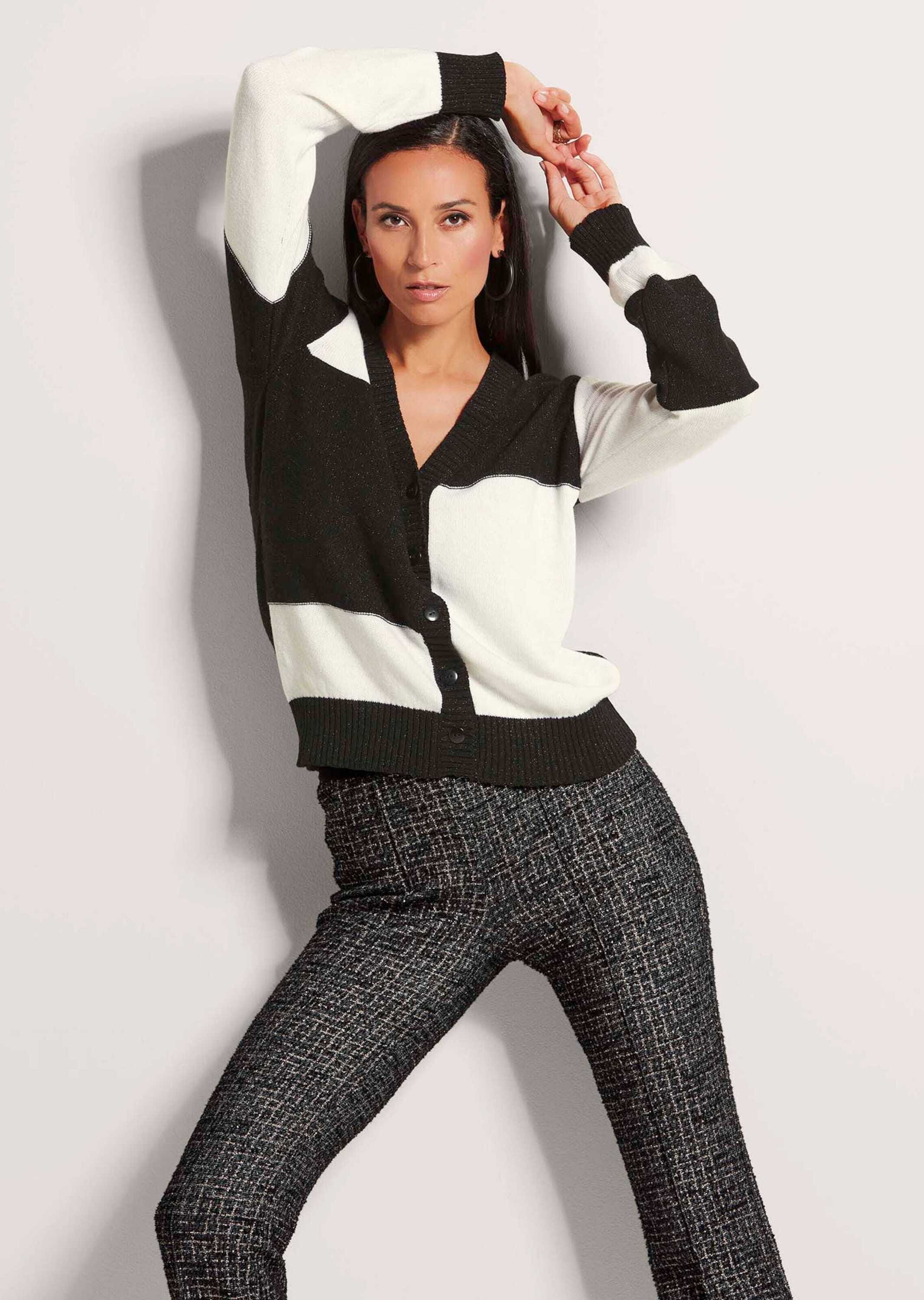 MADELEINE Strickjacke »Strickjacke Strickjacke im Patch-Look«
