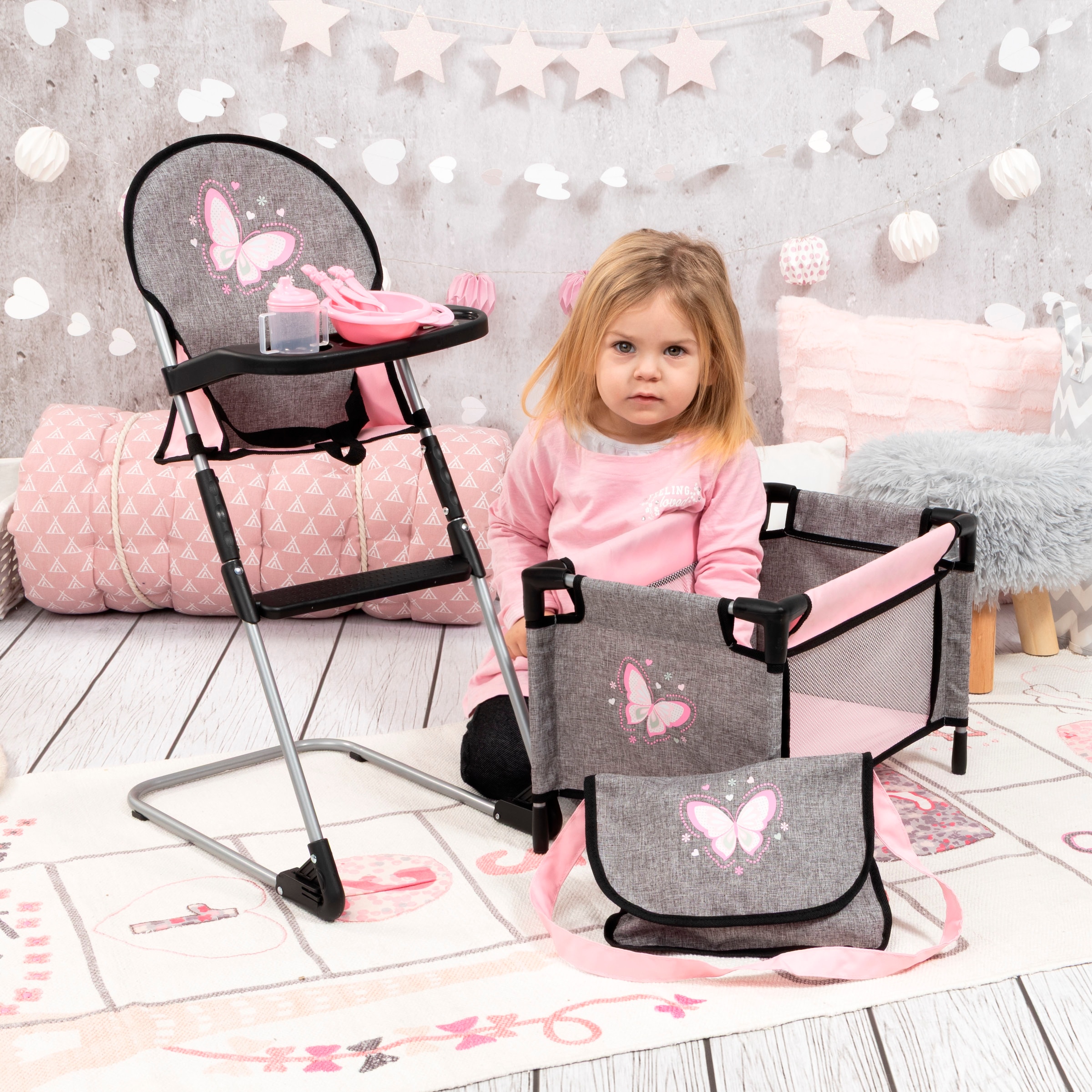 Bayer Puppenbett »Puppen-Reisebett«, (Set, 9 tlg.), inklusive Hochstuhl, Tasche, Teller, Trinkbecher, Besteck u. Schnuller