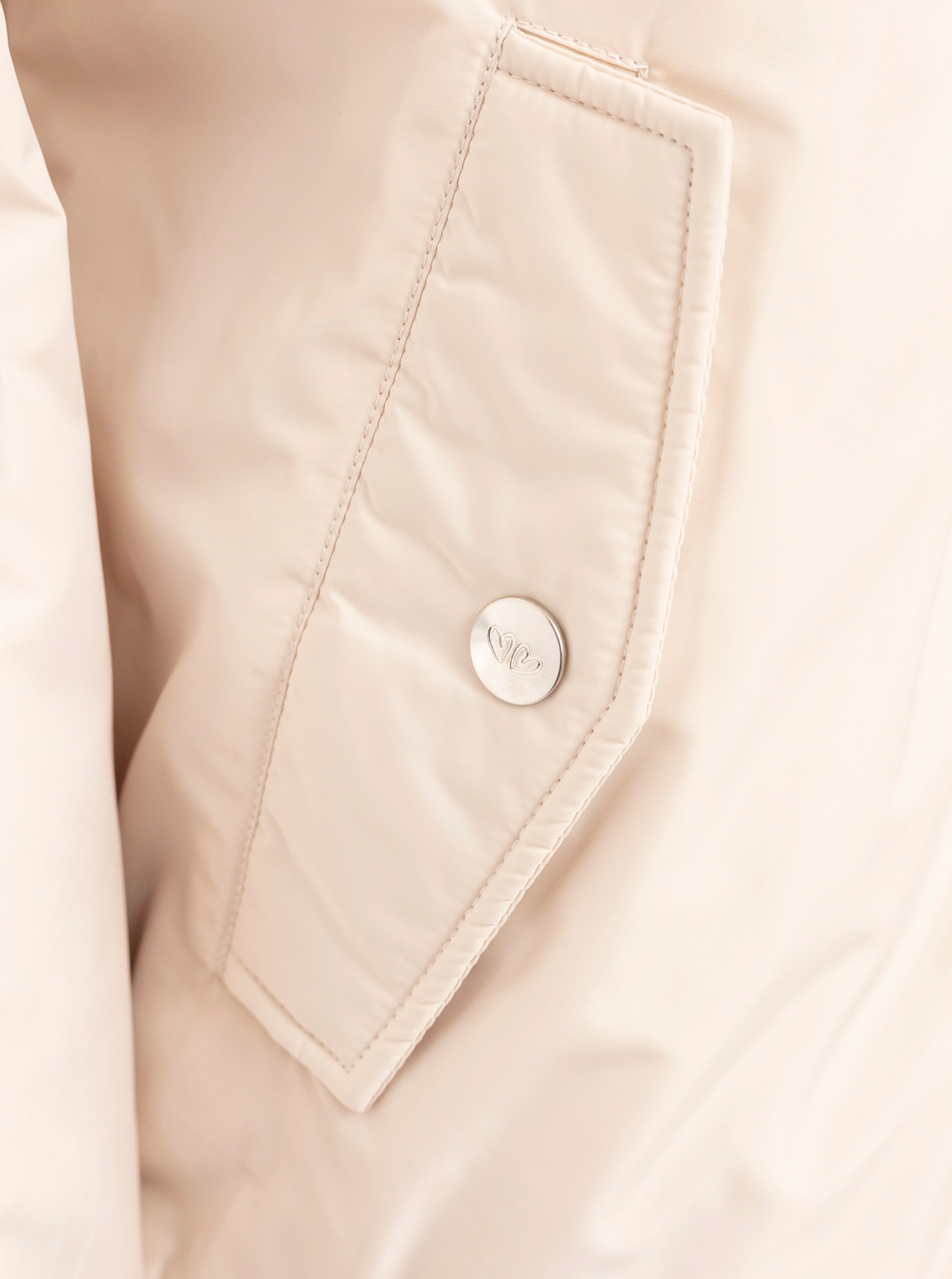 Zwillingsherz Bomberjacke »"Wild Heart"« ohne Kapuze Stickerei, Reißverschluss,Taschen mit Druckknöpfen