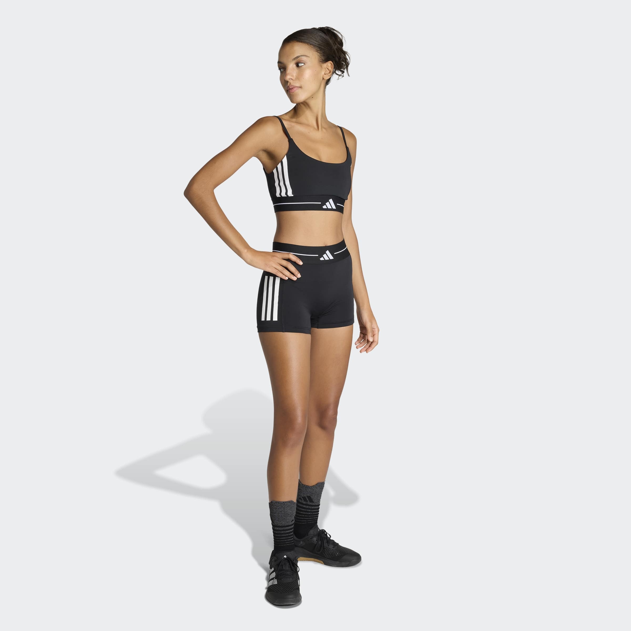 adidas Performance Shorts »HYPERGLAM 3-STREIFEN KURZE LEGGINGS«  für sportliche Fitness-Einsätze, mit climacool®, aus Polyester