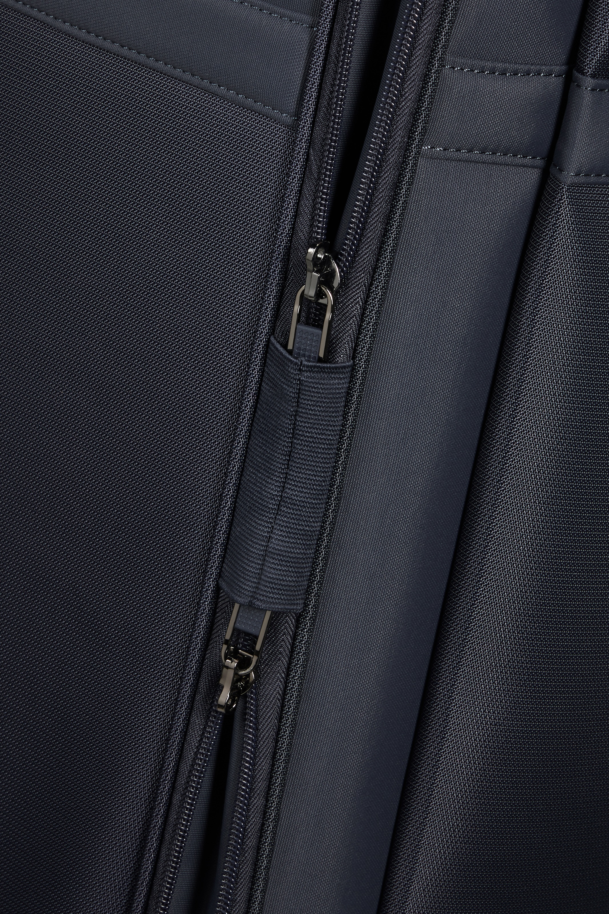 Samsonite Weichgepäck-Trolley »AIREA, verschiedene Größen und Farben«, 4 Rollen, Weichschalen-Koffer Reisekoffer mit Volumenerweiterung bei M/L