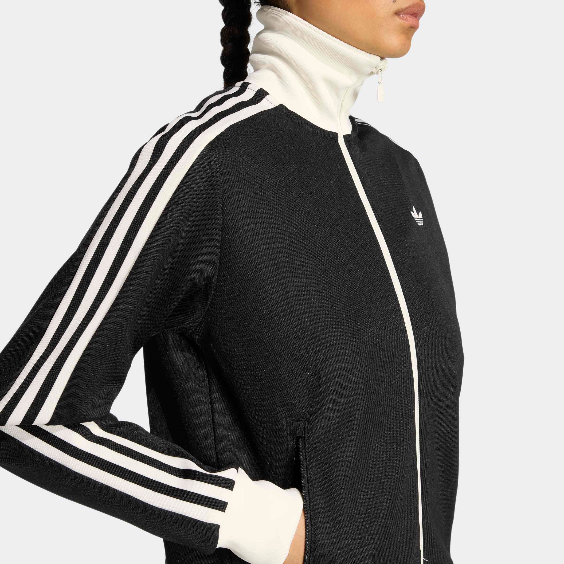 adidas Originals Trainingsjacke »CLASSIC TRACK« Reguläre Passform
