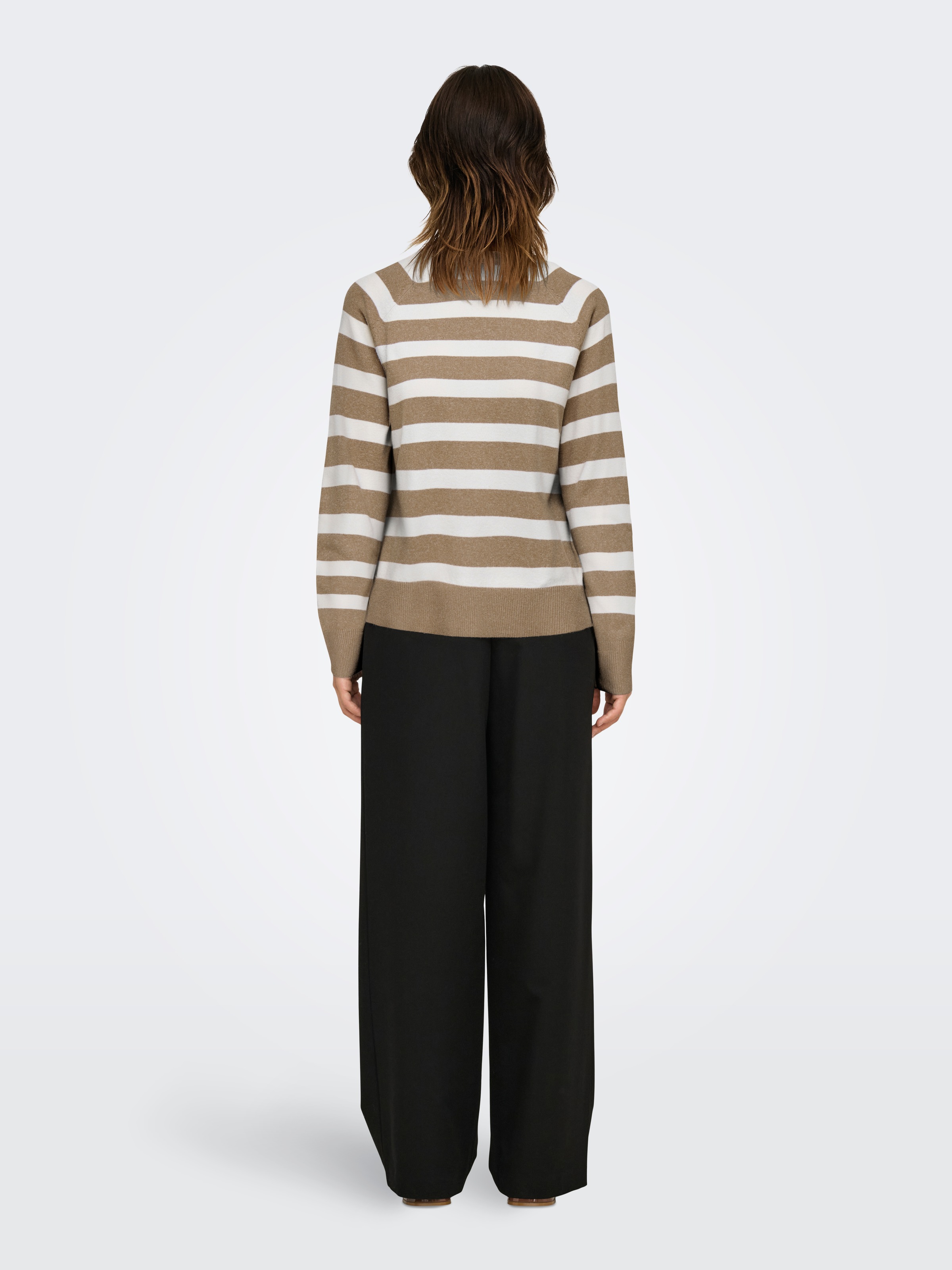 ONLY Rundhalspullover »ONLAMA LIFE LS RAGLAN O-NECK CC KNT«