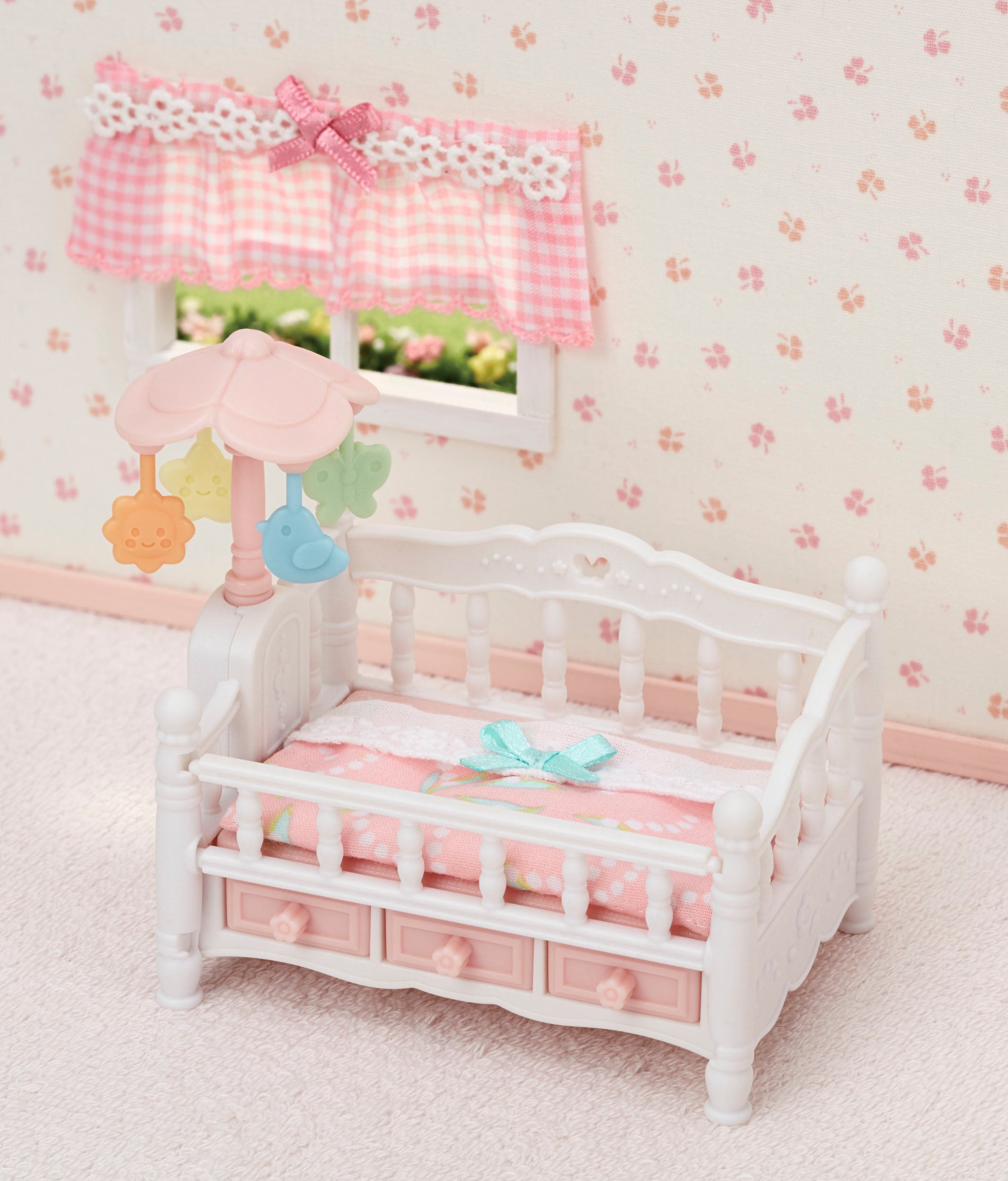 Sylvanian Families Spielwelt »Babybett mit Mobile (5534)«