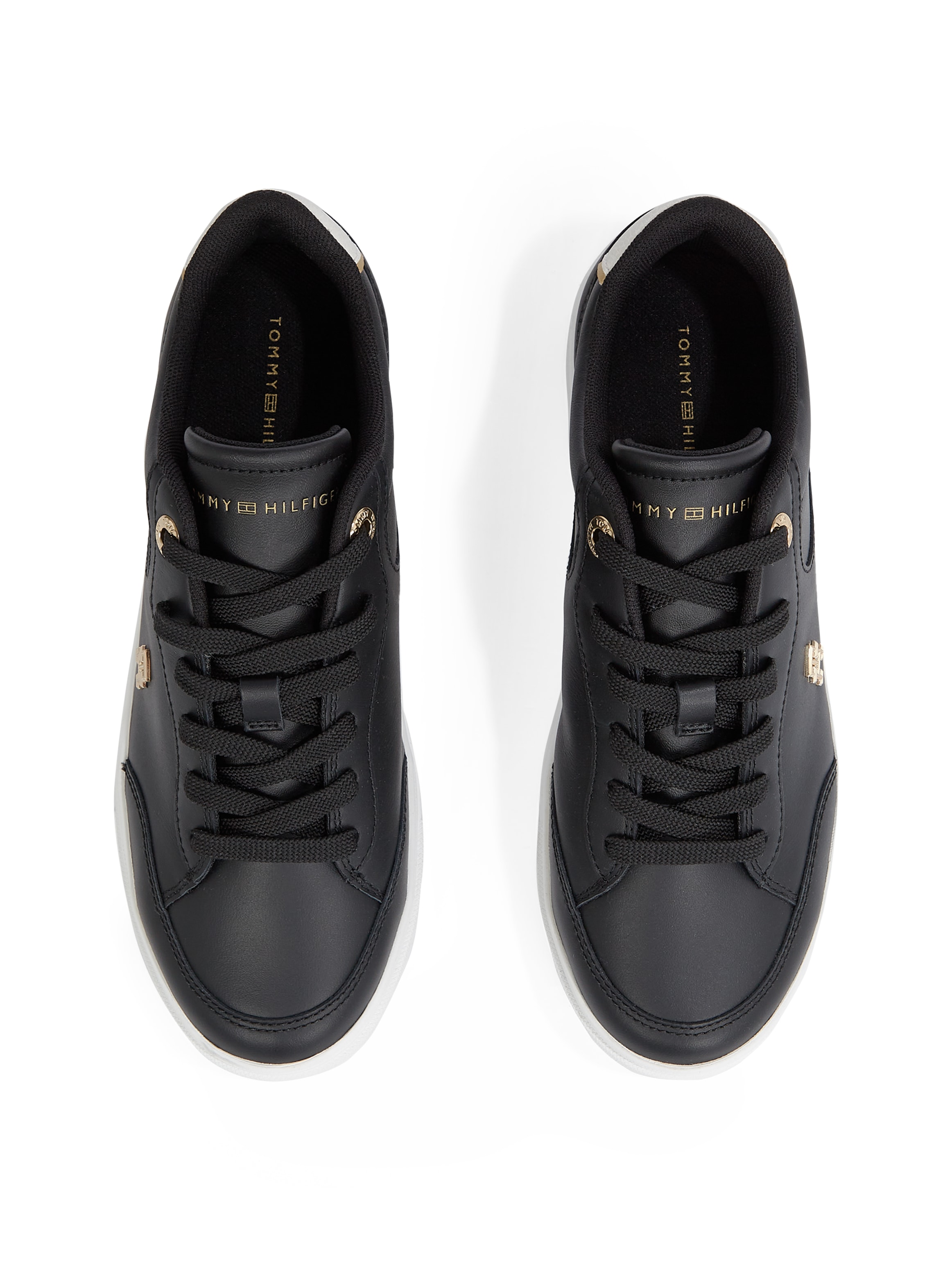 Tommy Hilfiger Plateausneaker »ESSENTIAL CHIC COURT SNEAKER«, Freizeitschuh, Schnürschuh, Halbschuh mit TH-Schmuckelement