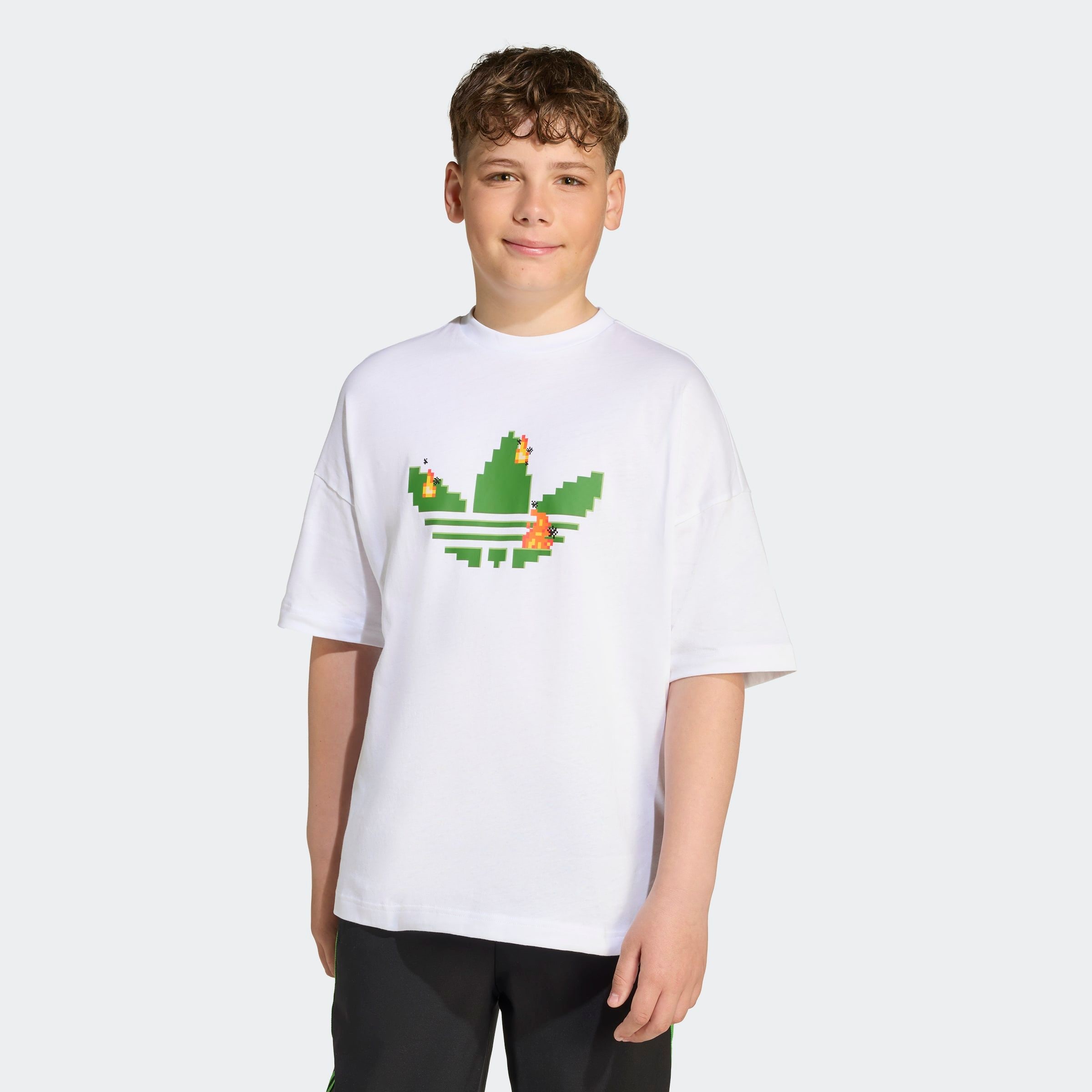 adidas Originals T-Shirt »TEE« lockere Passform, Rundhalsausschnitt, ohne Verschluss, für Kinder