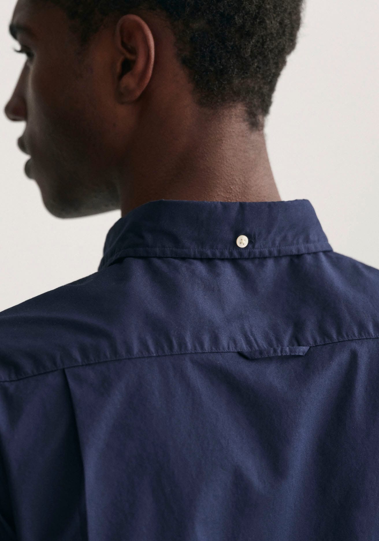 Gant Langarmhemd bei Logostickerei der Slim auf Hemd klassischer Fit«, Brust mit »Popline ♕
