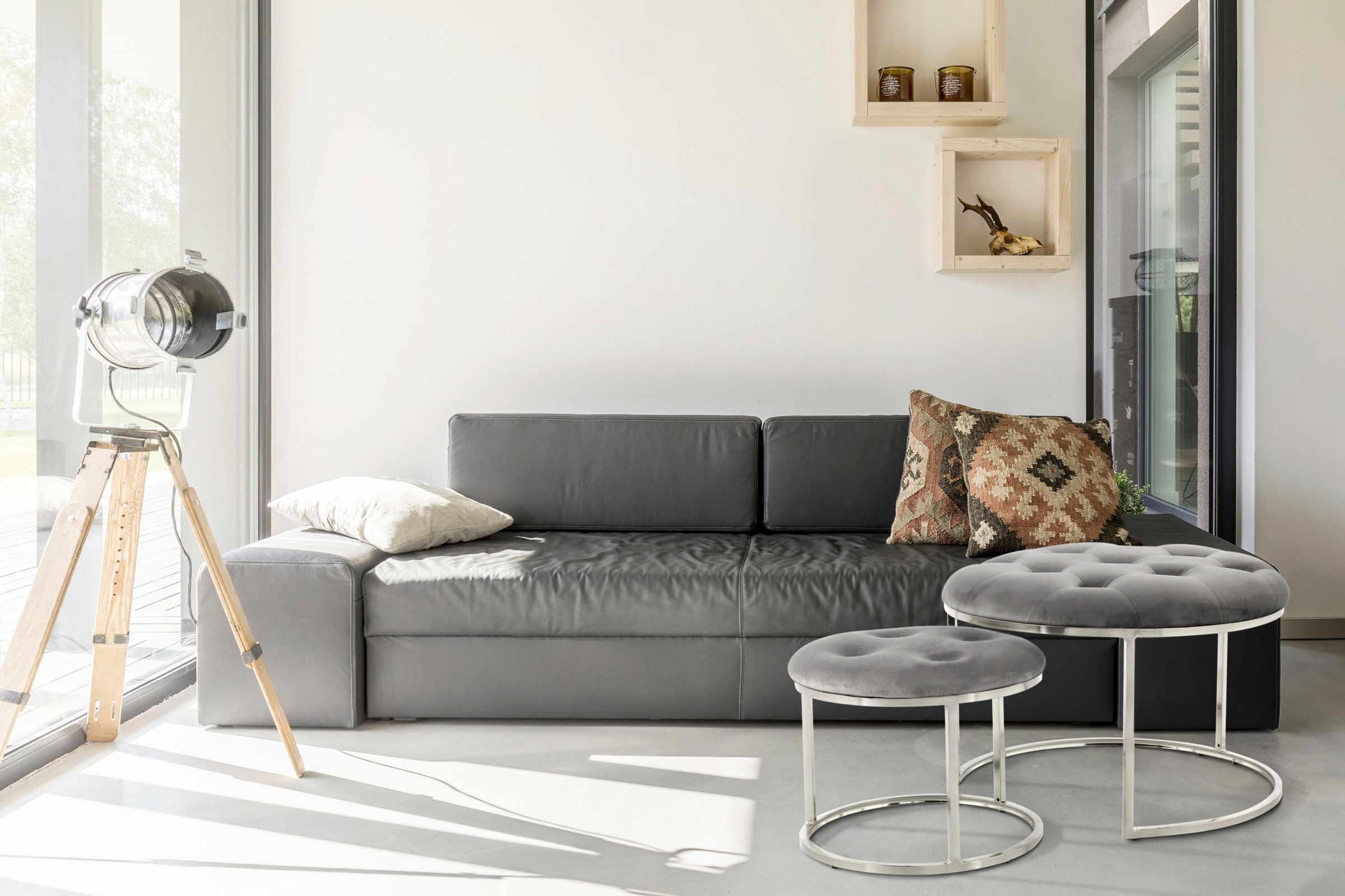 Kayoom Sitzhocker »Hocker Myla 2er-Set, praktisch ineinander schiebbar«, (Set, 2 St.), ineinander schiebbar, rund, gesteppt, mit Zierknöpfen