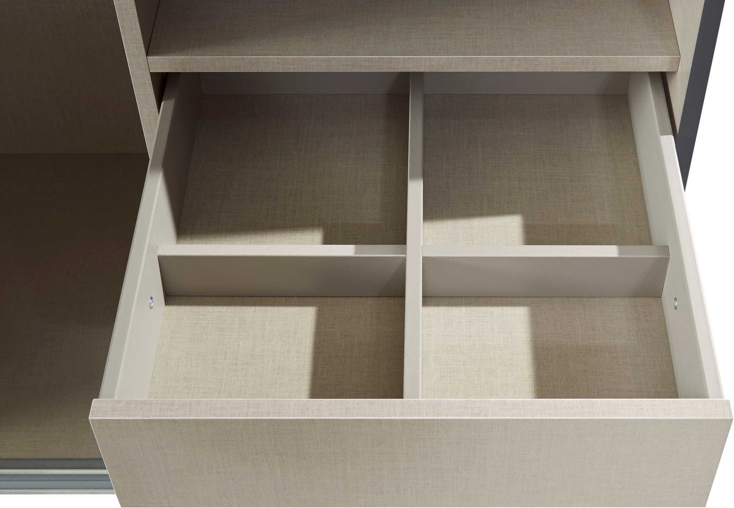 rauch Schwebetürenschrank »Kleiderschrank Schrank Garderobe TOPSELLER OTELI inkl. Inneneinteilung«, mit 3 Innenschubladen sowie zusätzlichen Einlegeböden MADE IN GERMANY