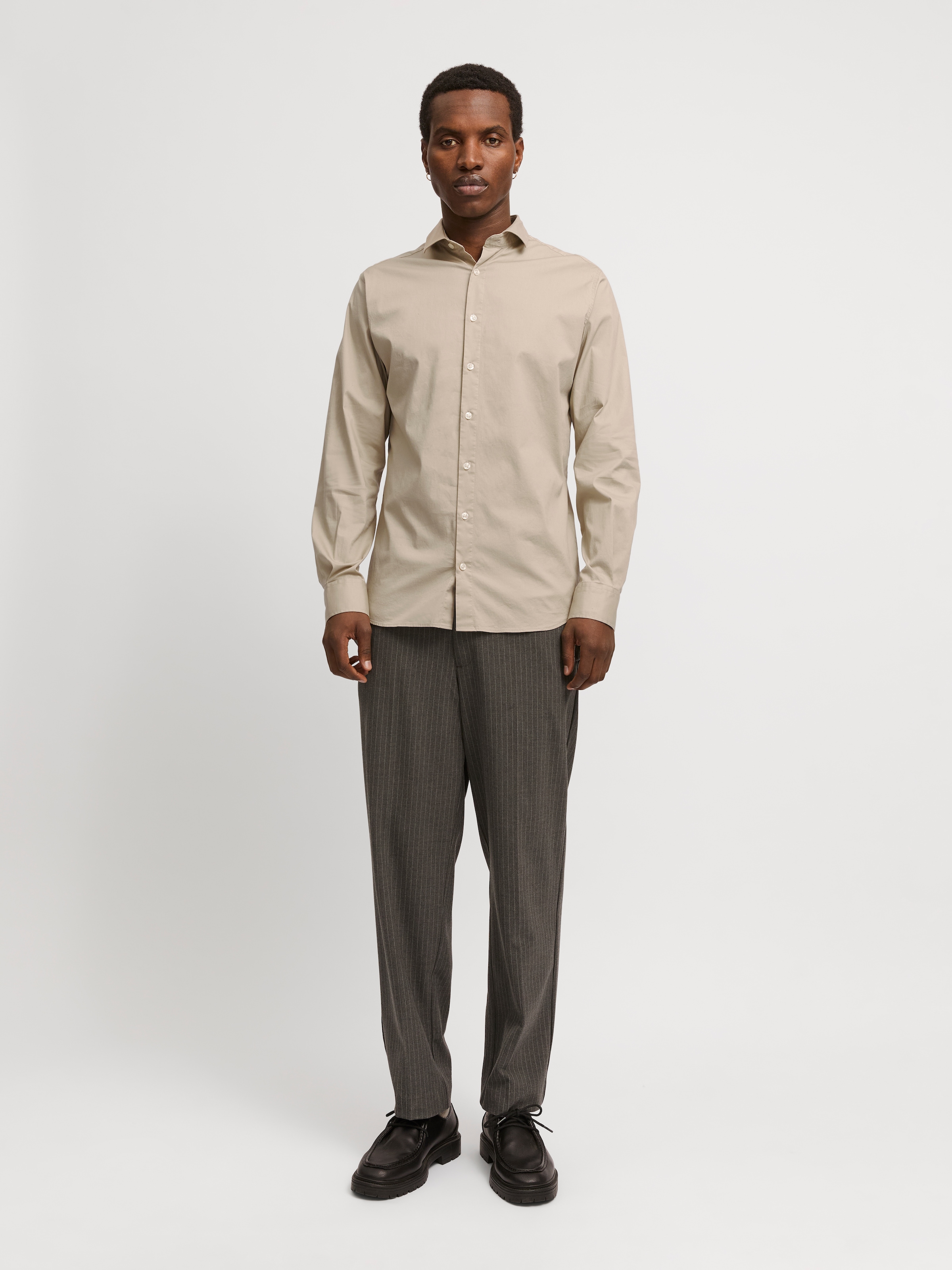 Jack & Jones Langarmhemd »JPRBLAJAXON STRETCH SHIRT L/S NOOS«, mit Hemdkragen