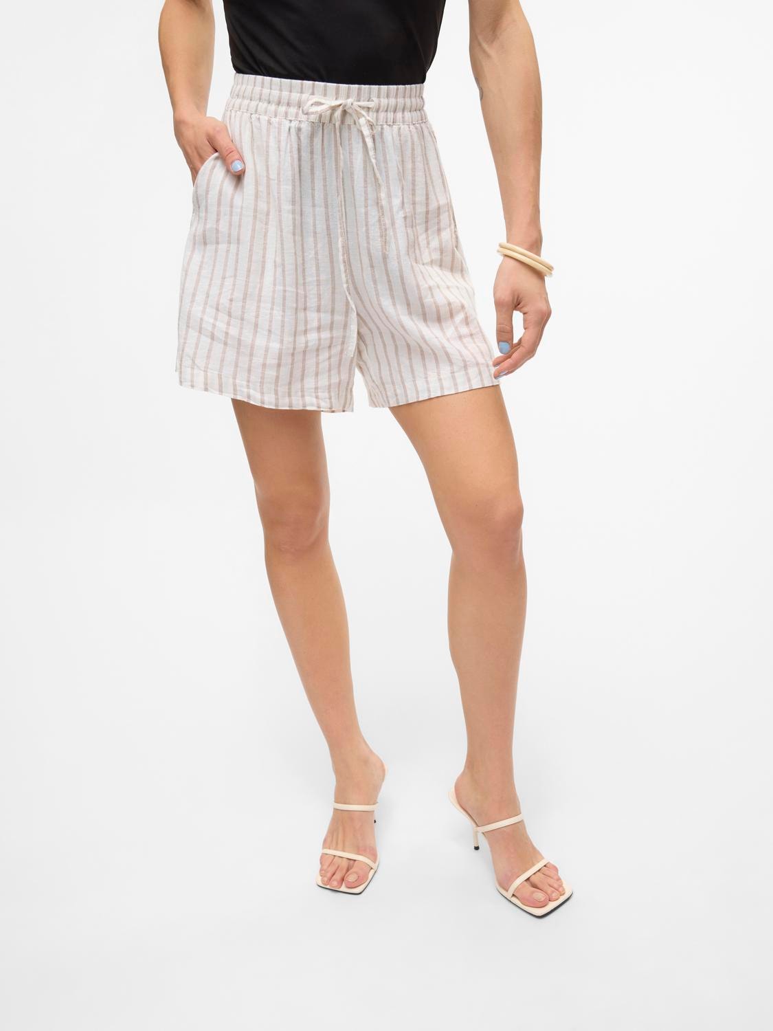 Vero Moda Shorts »VMLINN LINEN SHORTS WVN NOOS«, mit Leinen