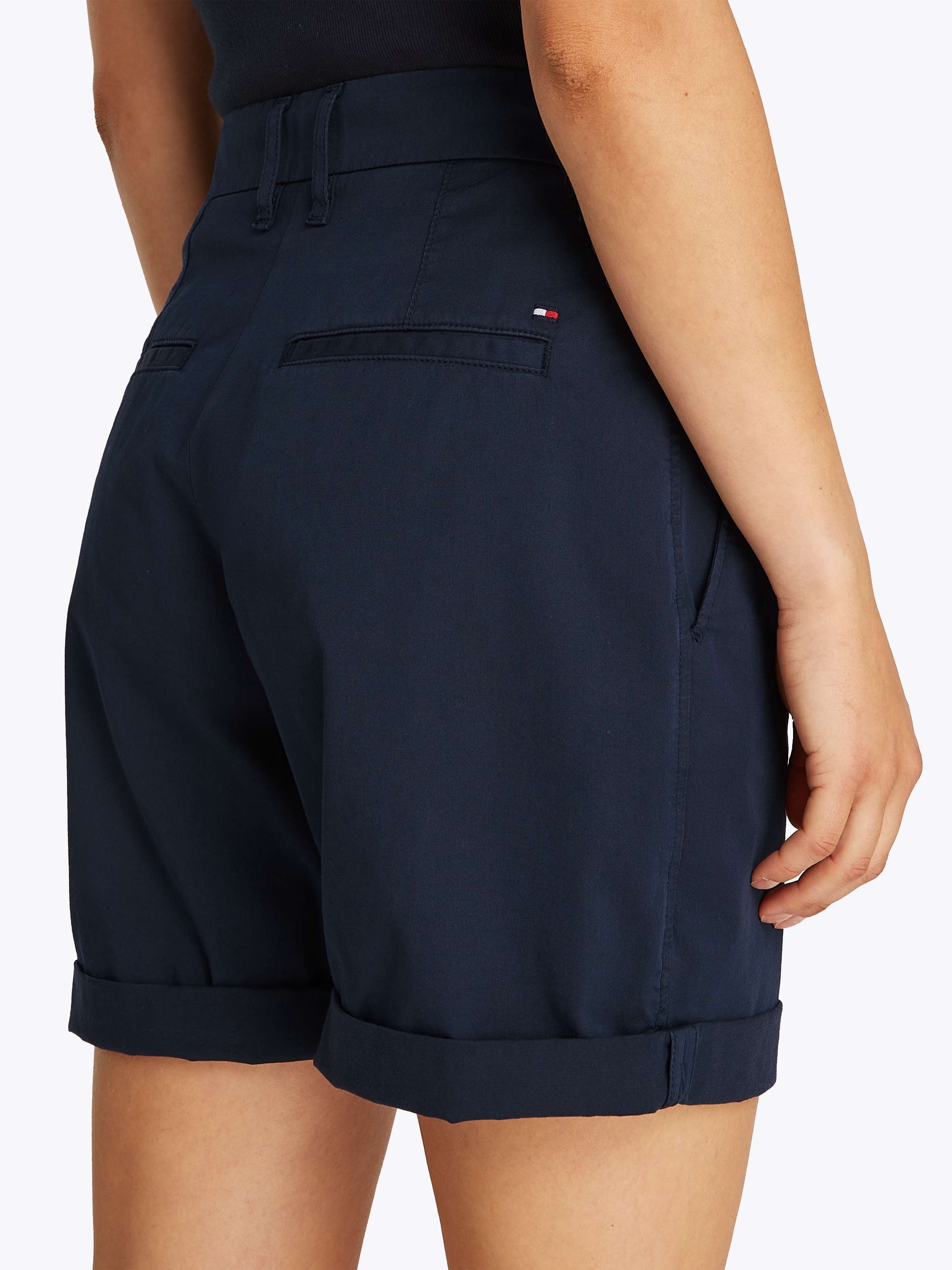 Tommy Hilfiger Chinoshorts »CO BLEND GMD CHINO SHORT«, mit Umschlagsaum