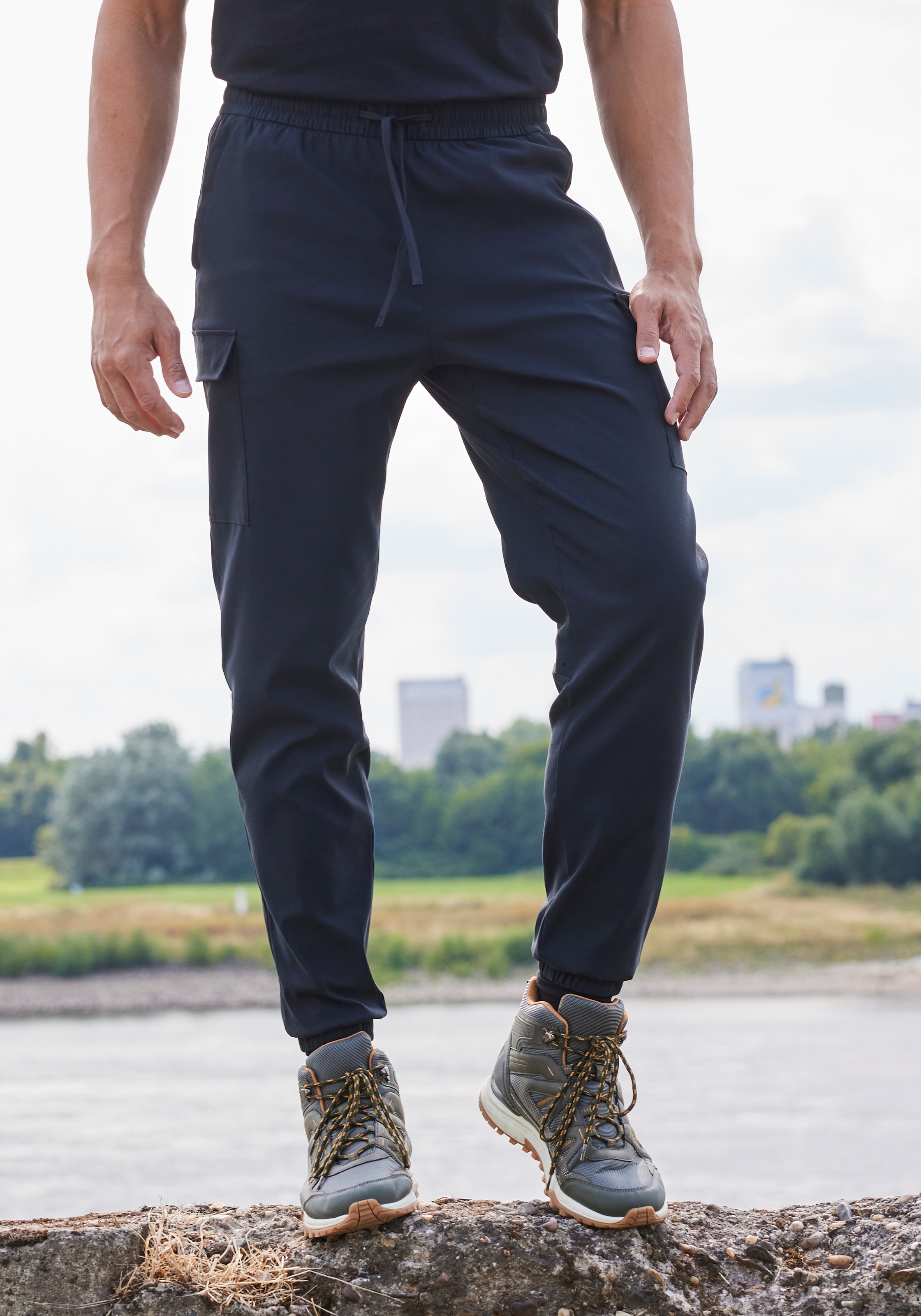 John Devin Jogger Pants, Trekking-Outdoor-Hose mit Belüftung im Kniebereich