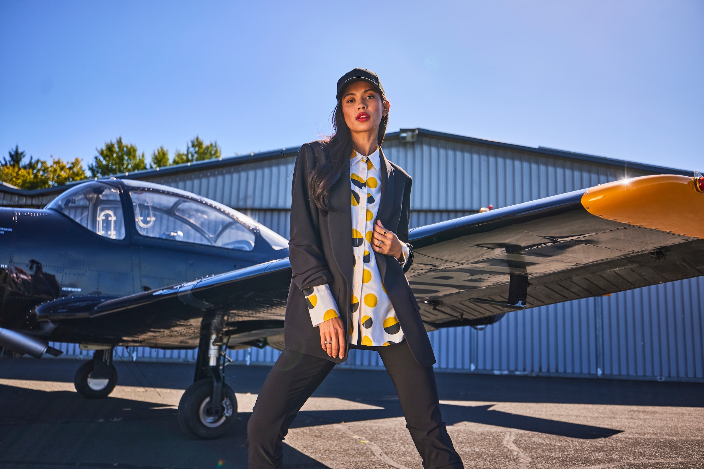 Aniston SELECTED Schlupfhose  seitliche Raffung an den Beinen - NEUE KOLLEKTION