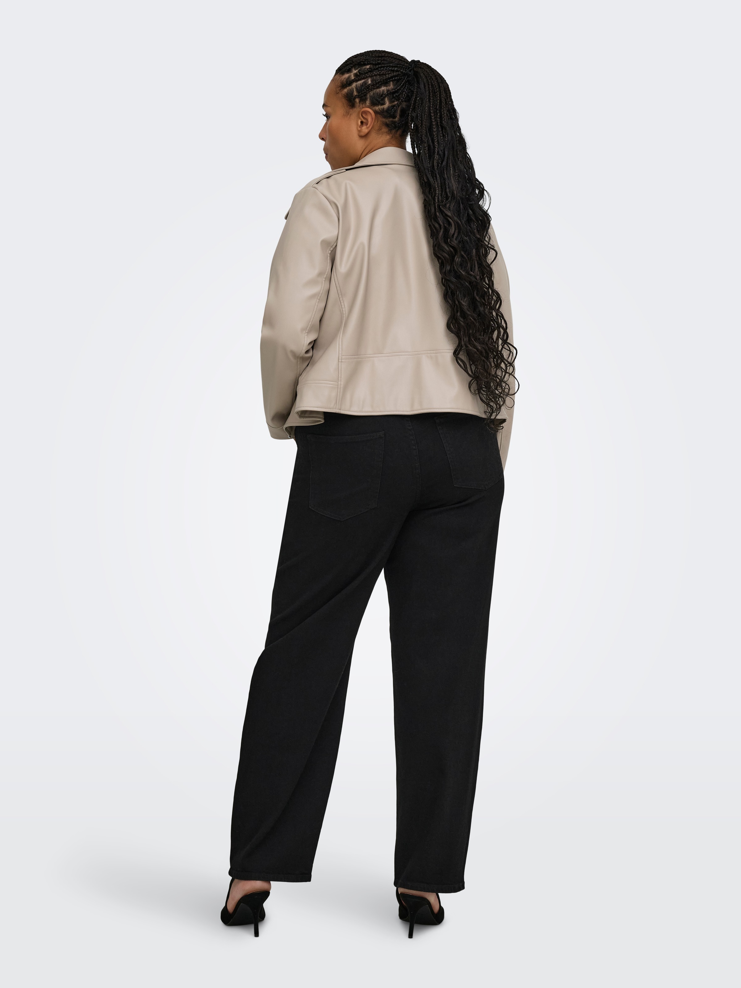 ONLY CARMAKOMA Straight-Jeans »CARGIANNA MW STRAIGHT AZ756 DNM NOOS« Baumwollmischung, Regular Waist
