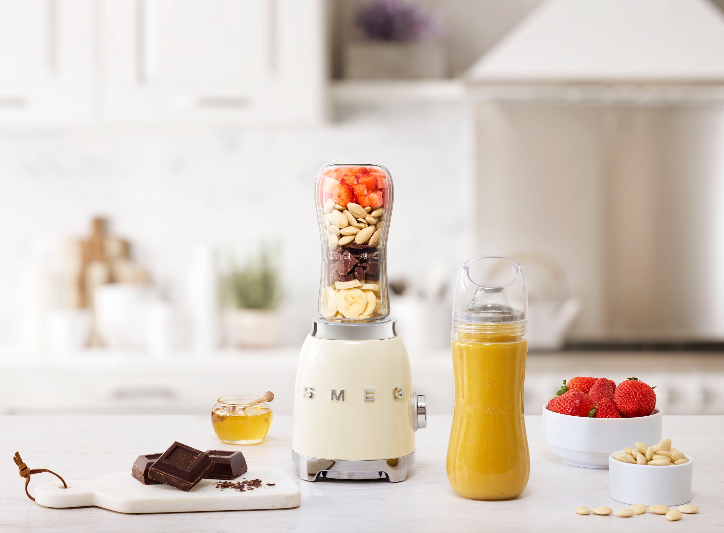Smeg Standmixer »PBF01CREU Creme«, 300 W