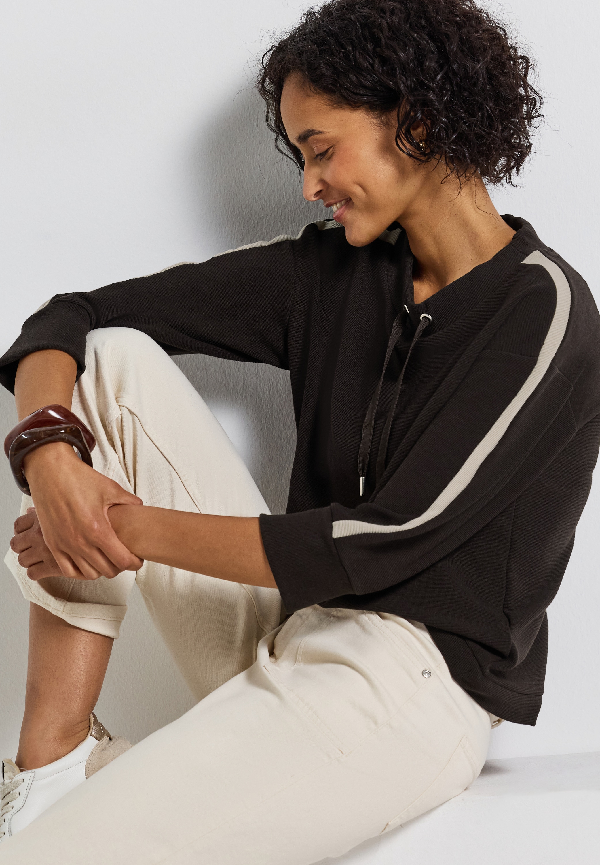 STREET ONE Kapuzensweatshirt , Ottoman Shirt mit Tape
