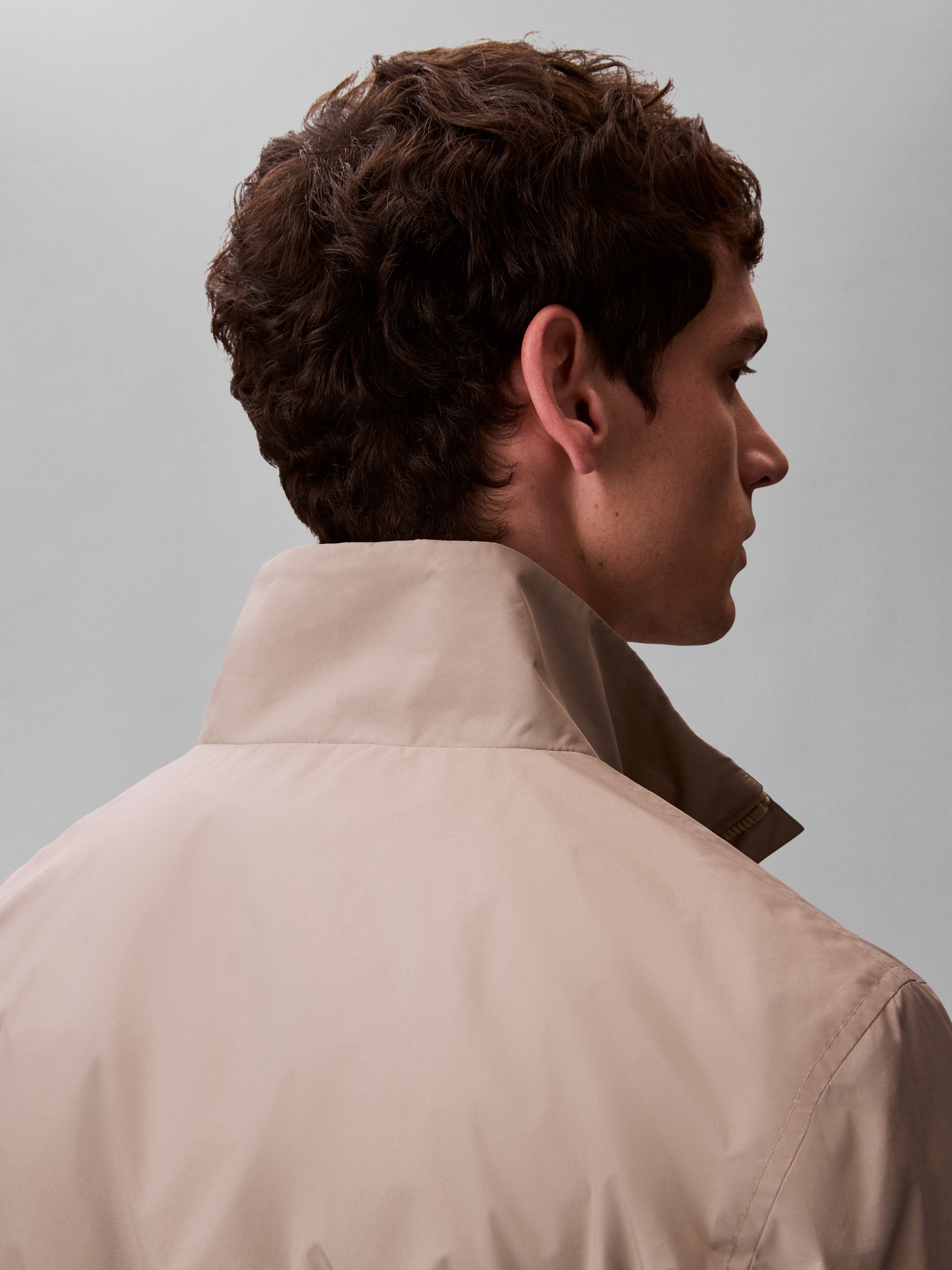 Calvin Klein Jeans Windbreaker »UNFILLED NYLON« ohne Kapuze Regular fit mit Stehkragen