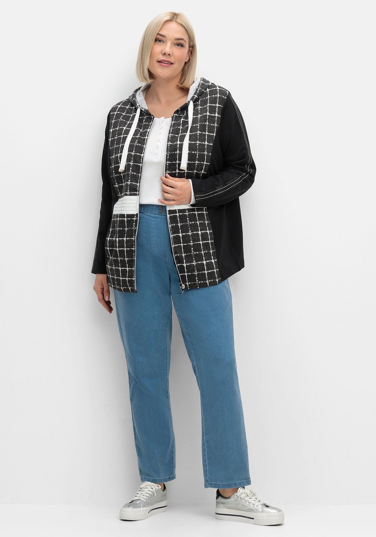 Sheego Kapuzensweatjacke »Sweatjacke im Mustermix«, im Mustermix