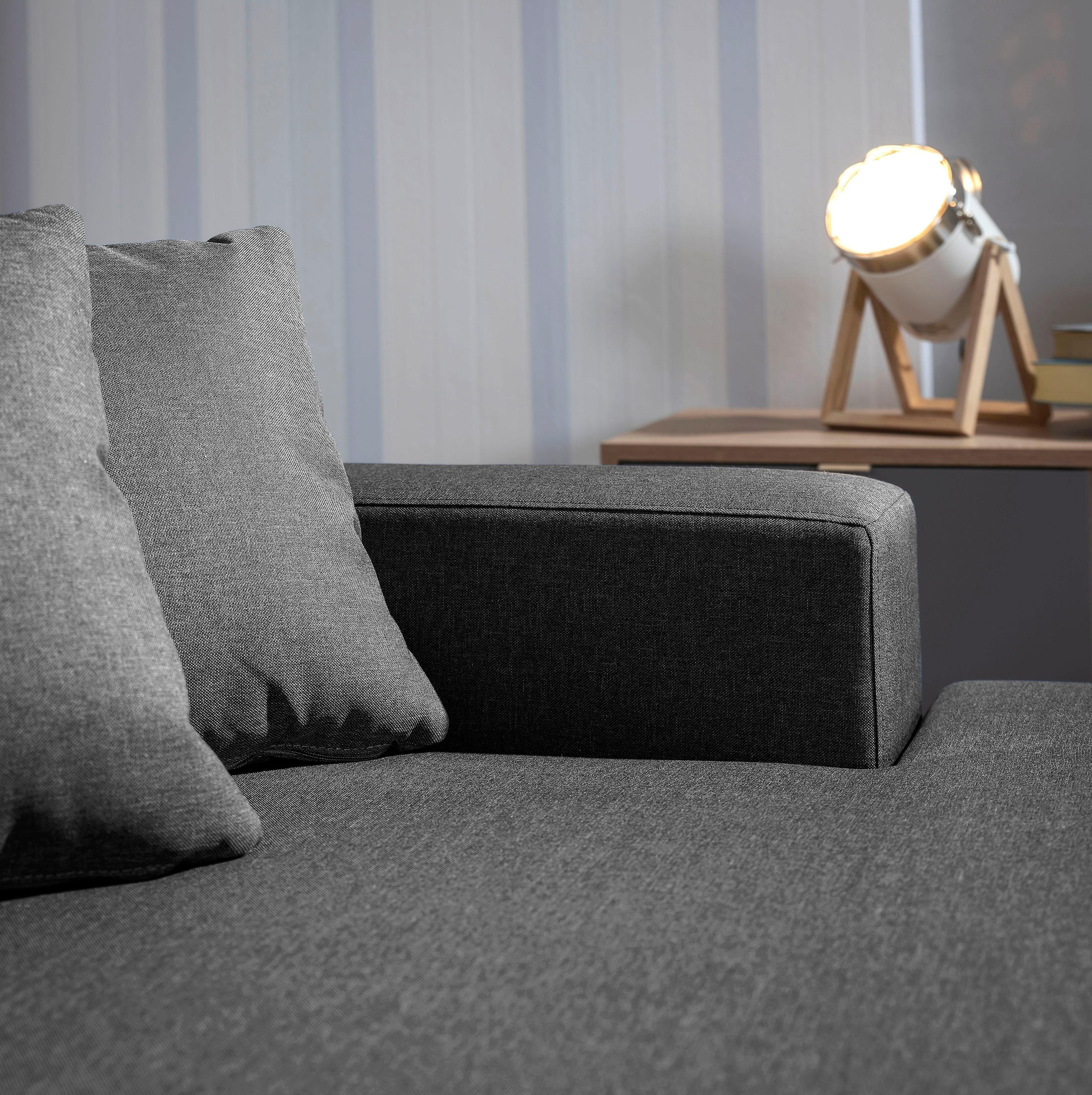Max Winzer® Ecksofa »Flori guter Sitzkomfort, aktuelles Design, eleganter Chromfuß«, mit Longchair links oder rechts, inklusive Zierkissen