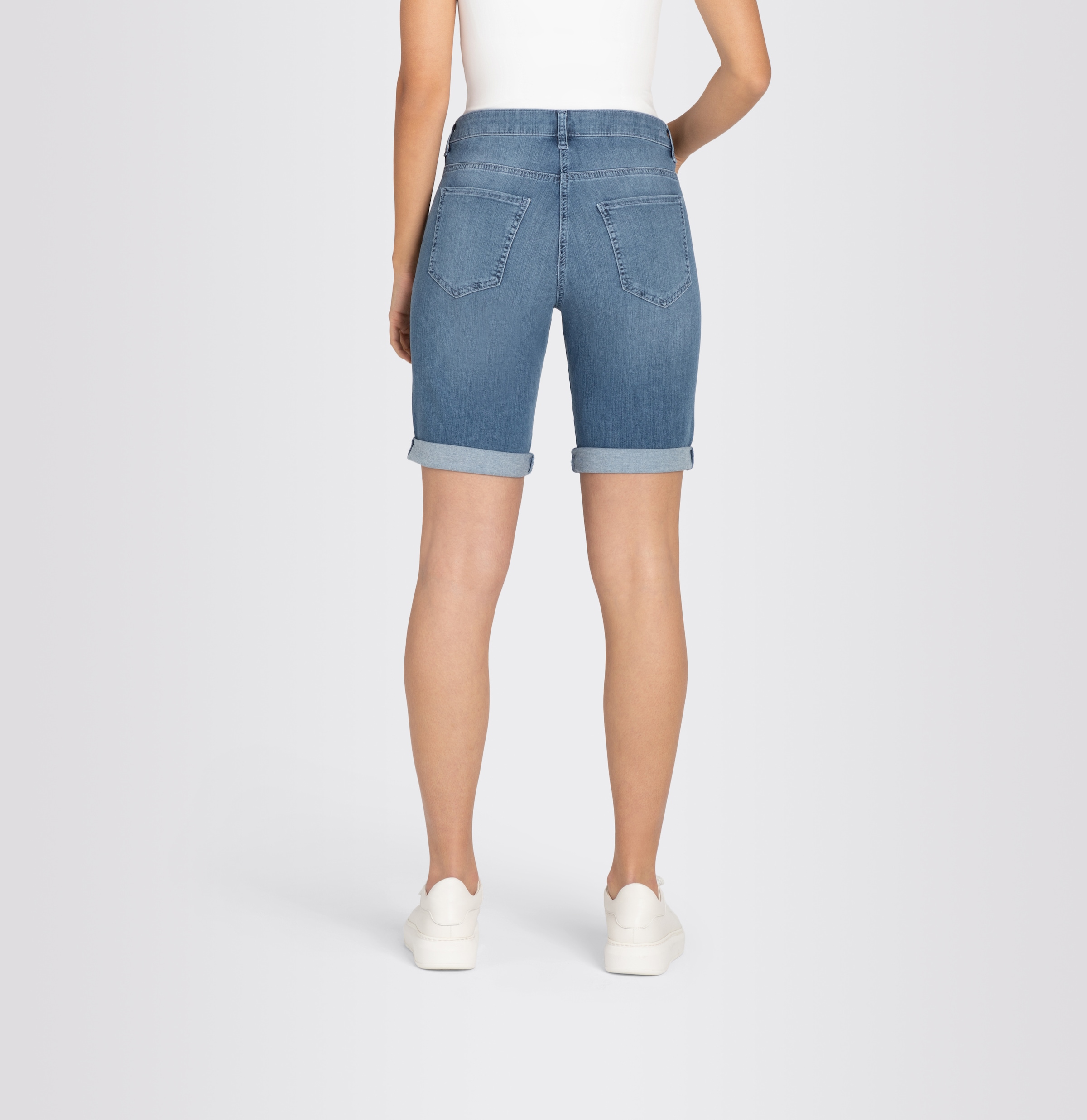 MAC Bermudas, aus sehr leichter, sommerlicher Qualität mit softem Griff