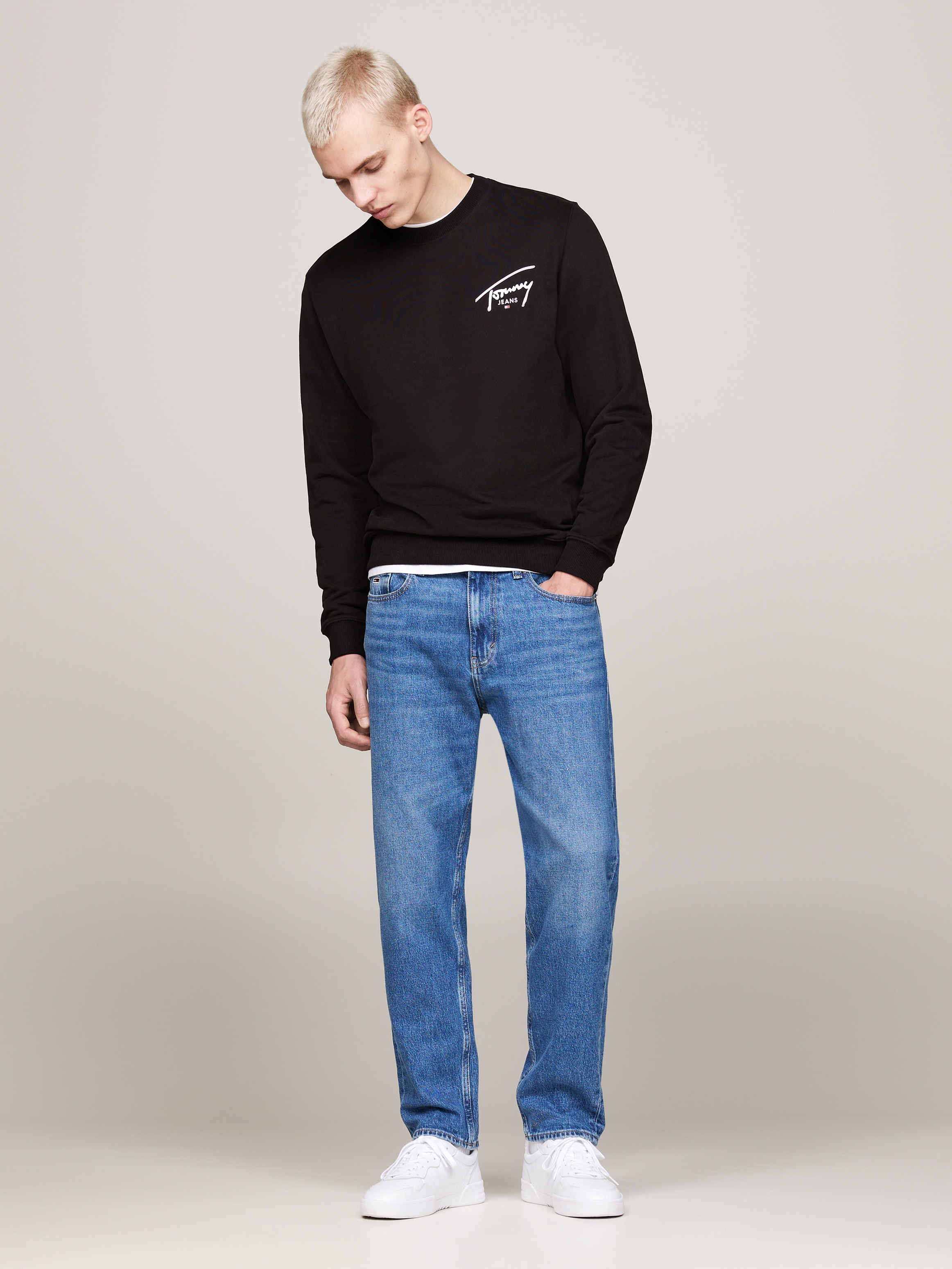 Tommy Jeans Plus Sweater »TJM REG ENTRY GRAPHIC CREW EXT«, Große Größen mit Logoschriftzug