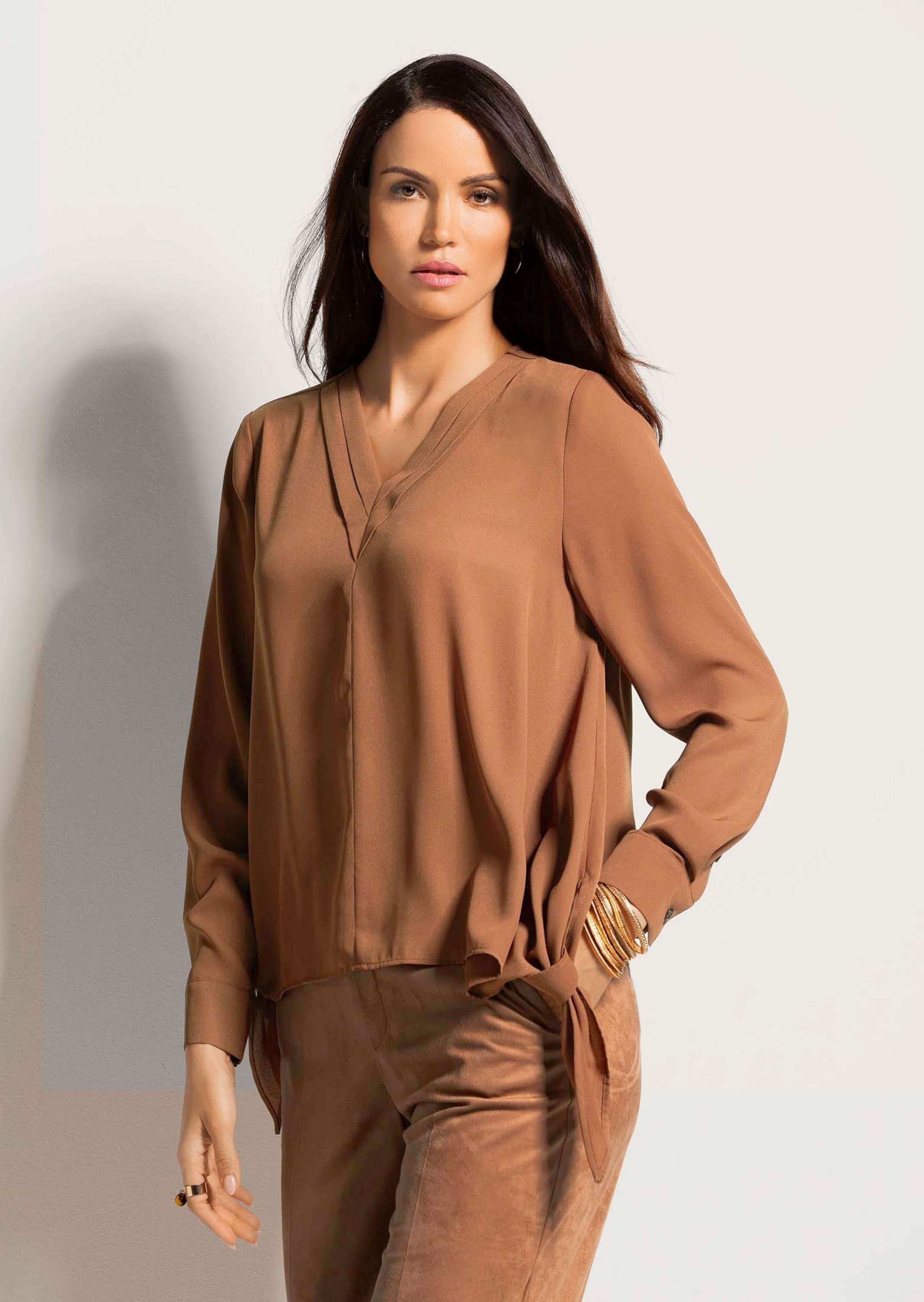 MADELEINE Langarmbluse »Bluse Tunika in modischer Kurzform«