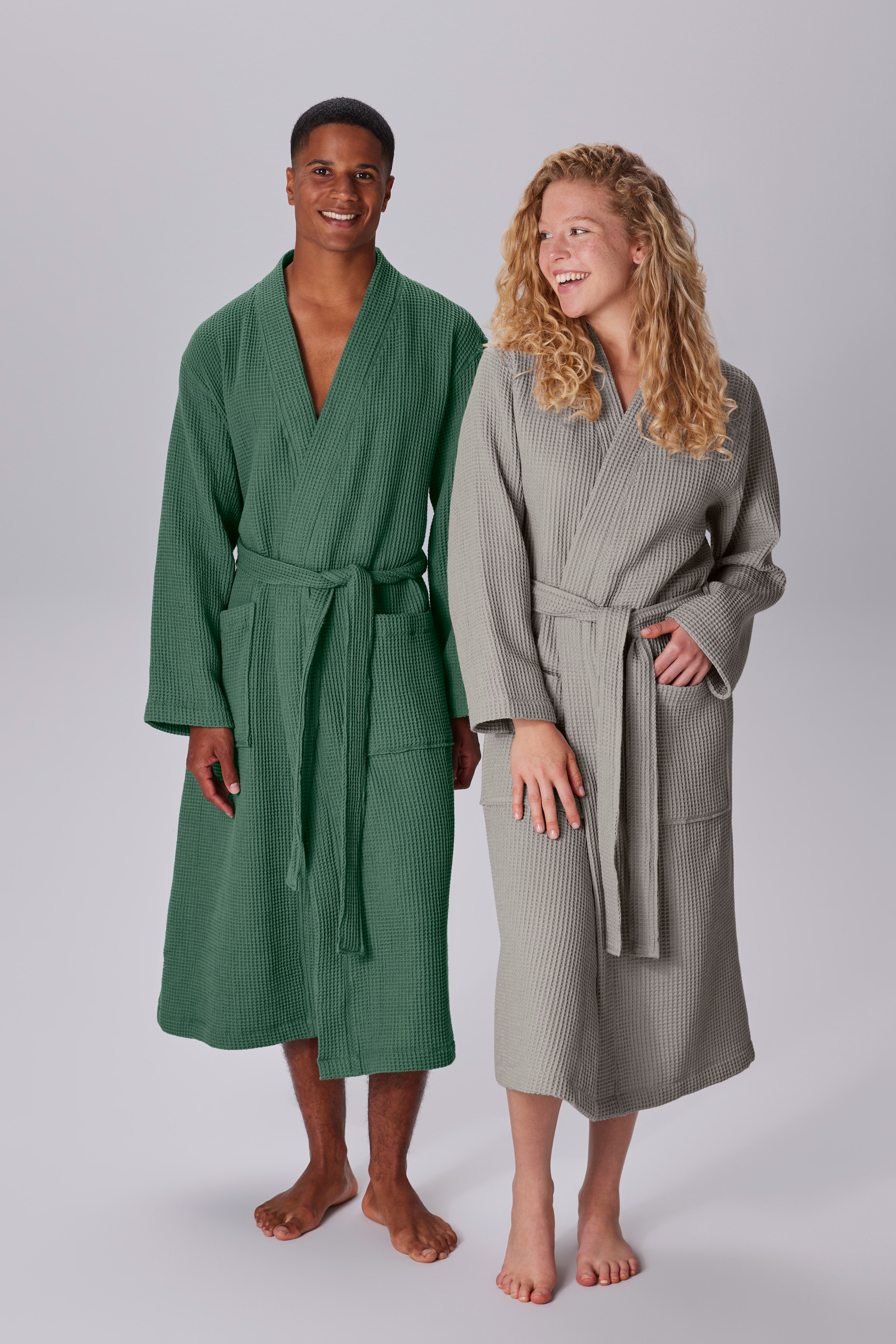 OTTO home Unisex-Bademantel »Inga, Waffelpiqué, leicht, ideal für Sauna & Spa, Hotelbademantel« 1 Stk. kleines Packmaß, Taschen, Damen & Herren, S-3XL, Morgenmantel