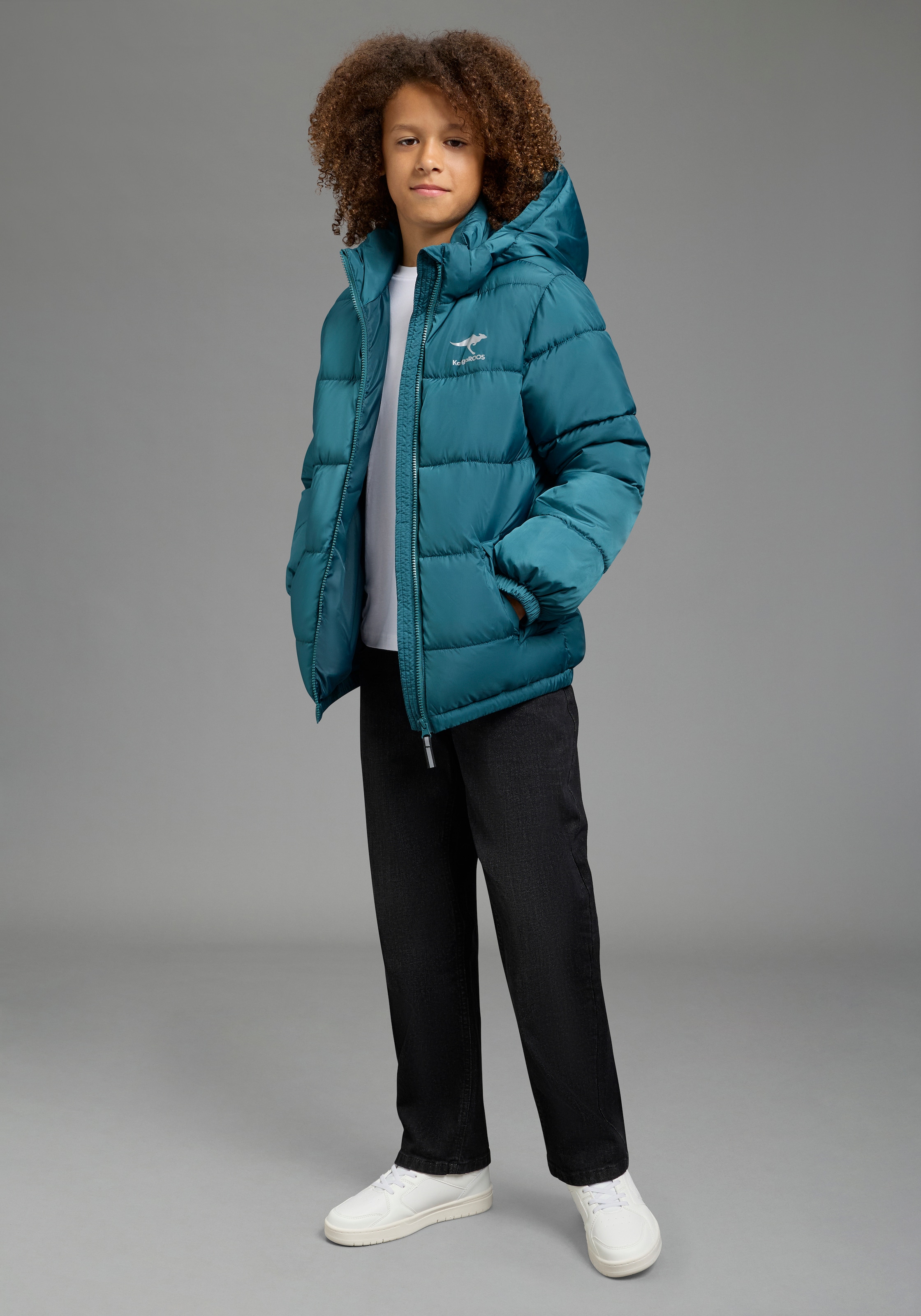 KangaROOS Winterjacke »warme Outdoor Steppjacke mit KangaROOS Print« mit Kapuze Winterwarme Jacke mit reflektierendem Logo-Print