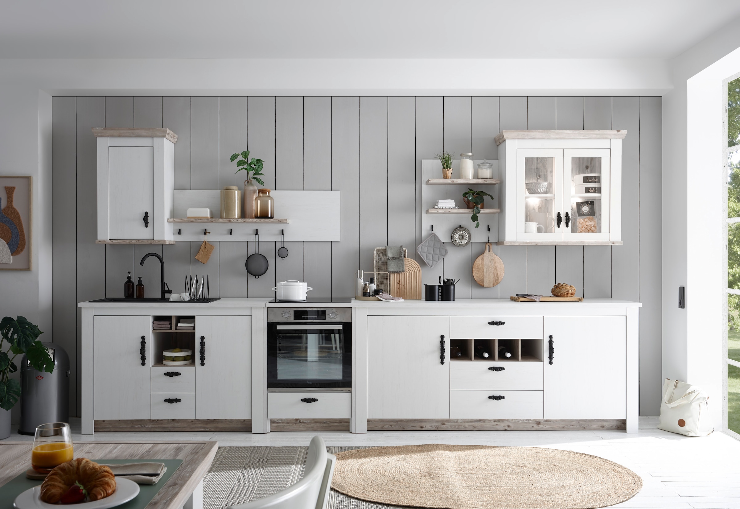Home affaire Unterschrank »Florenz, Küchenunterschrank in Pinie Weiß, Unterschrank«, mit verschnörkeltem Metallgriff, im Landhausstil, Arbeitshöhe 92 cm
