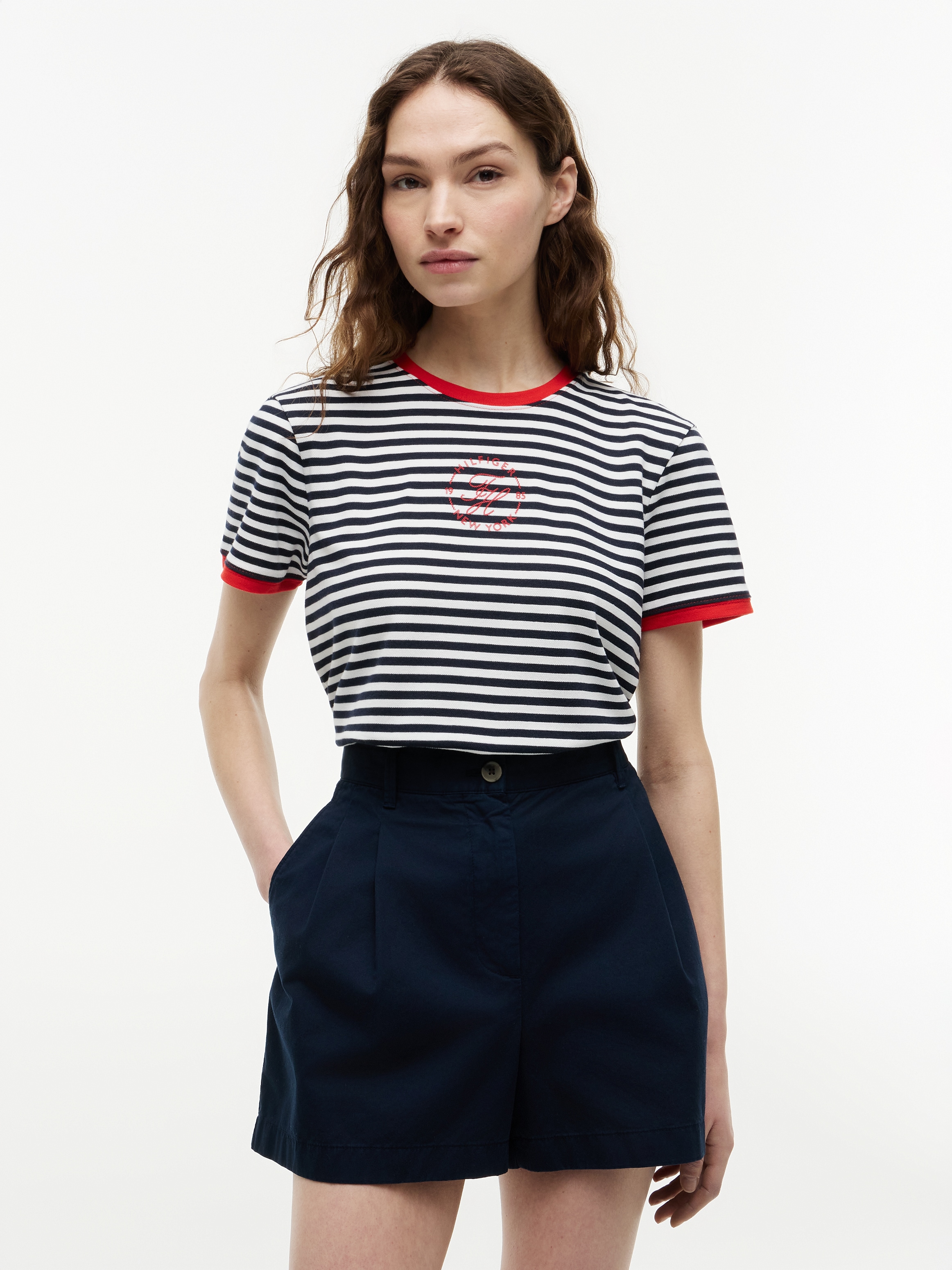Tommy Hilfiger Kurzarmshirt »TH ROUNDAL REG C-NK SS TEE« mit kontrastfarbenen Bündchen