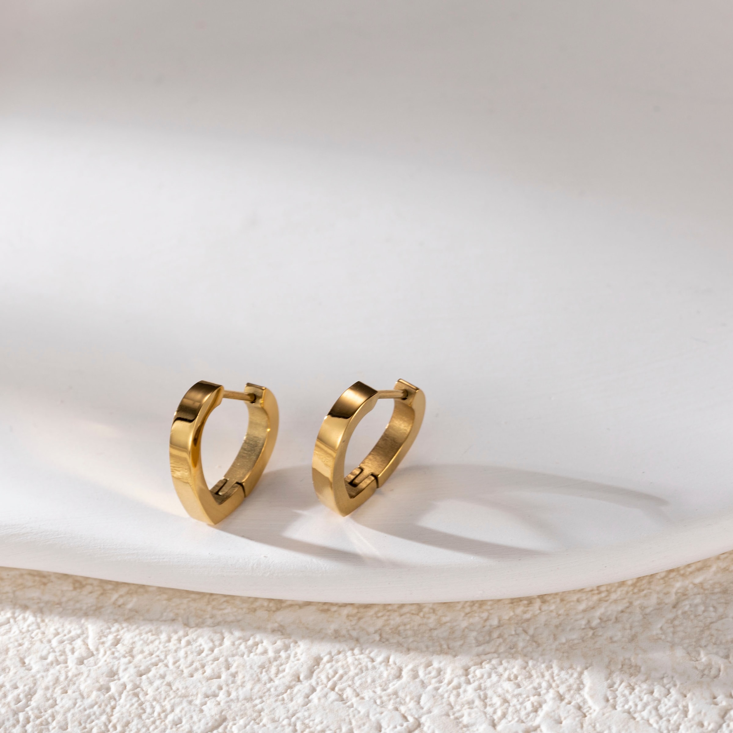 Firetti Paar Creolen »Schmuck Geschenk Edelstahl Ohrschmuck Ohrringe Herz«