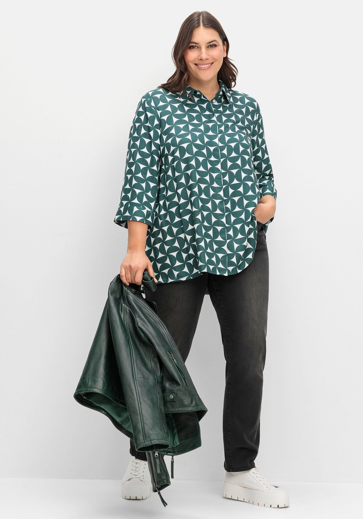 Sheego Longbluse »Bedruckte Bluse in schwingender A-Linie«