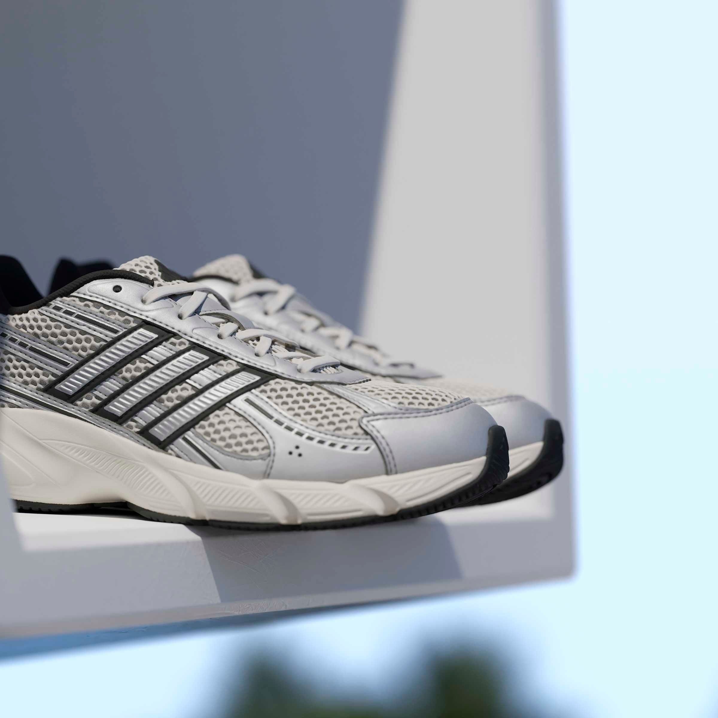 adidas Sportswear Sneaker »TECHNOCHAOS 2000«  inspiriert vom Design des adistar control