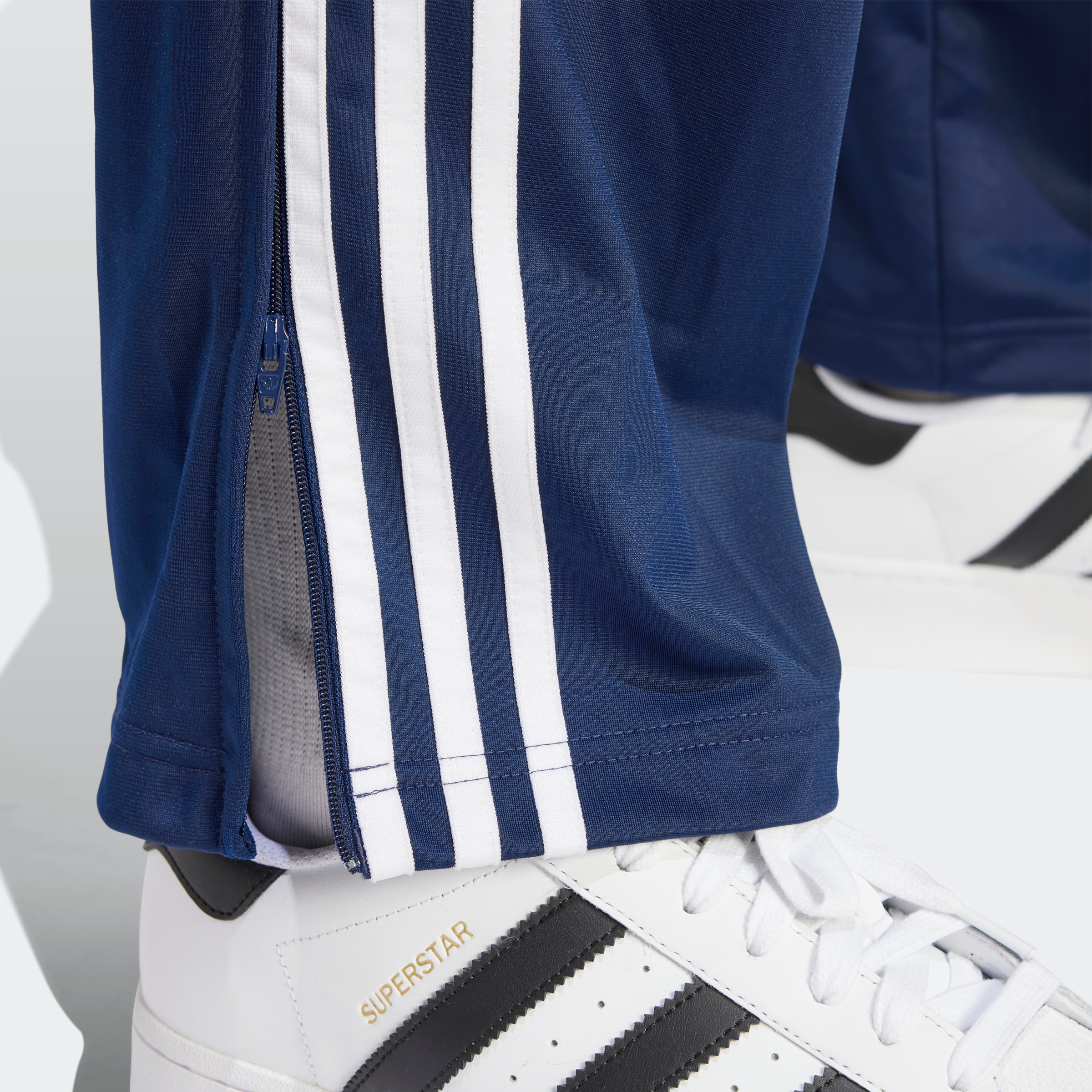 adidas Originals Sporthose »FIREBIRD TP«, (1 tlg.), Trackpant, Streetstyle