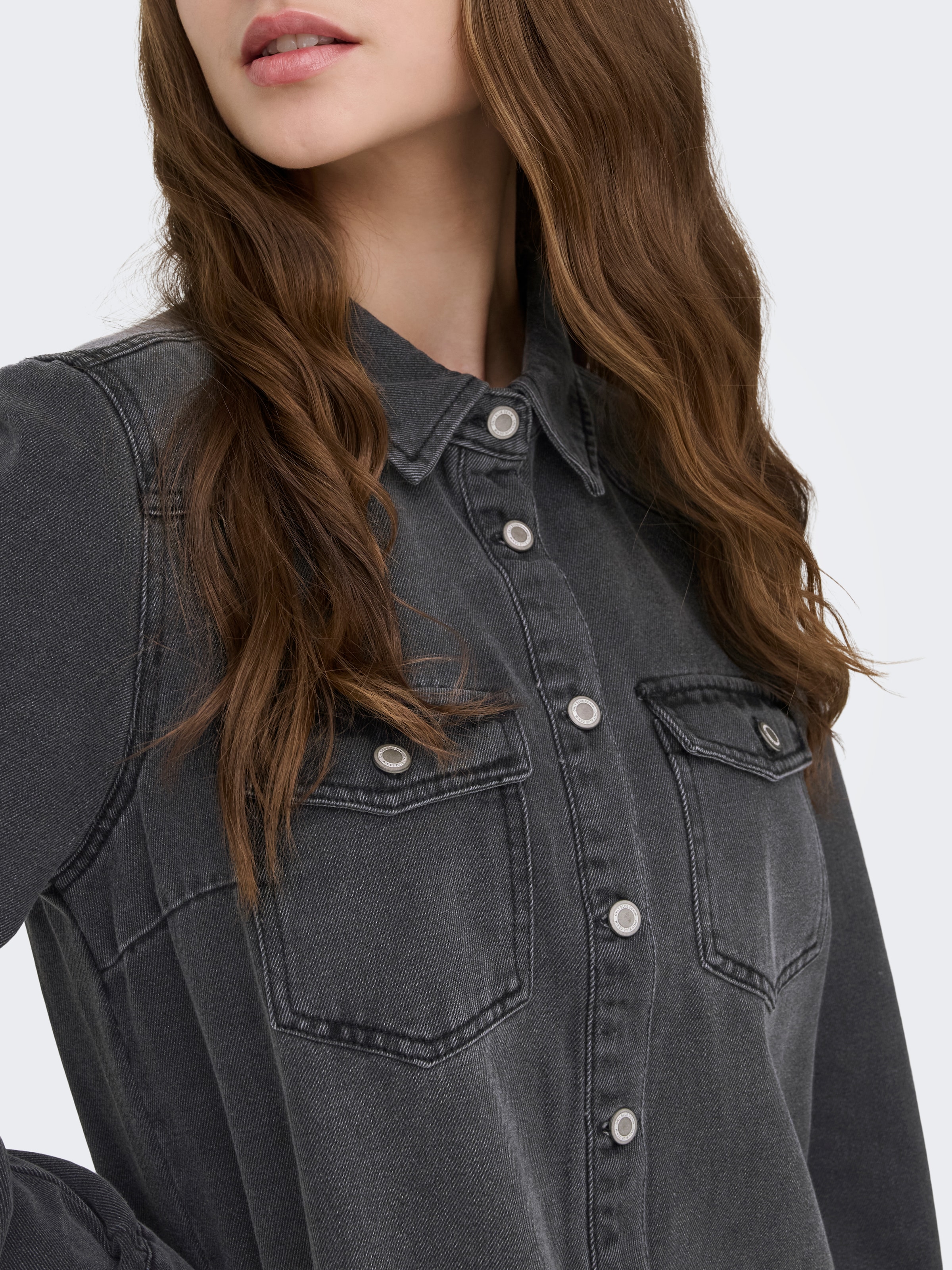 ONLY Jeanskleid »ONLLISA L/S DNM DRESS GUA NOOS« Brusttaschen