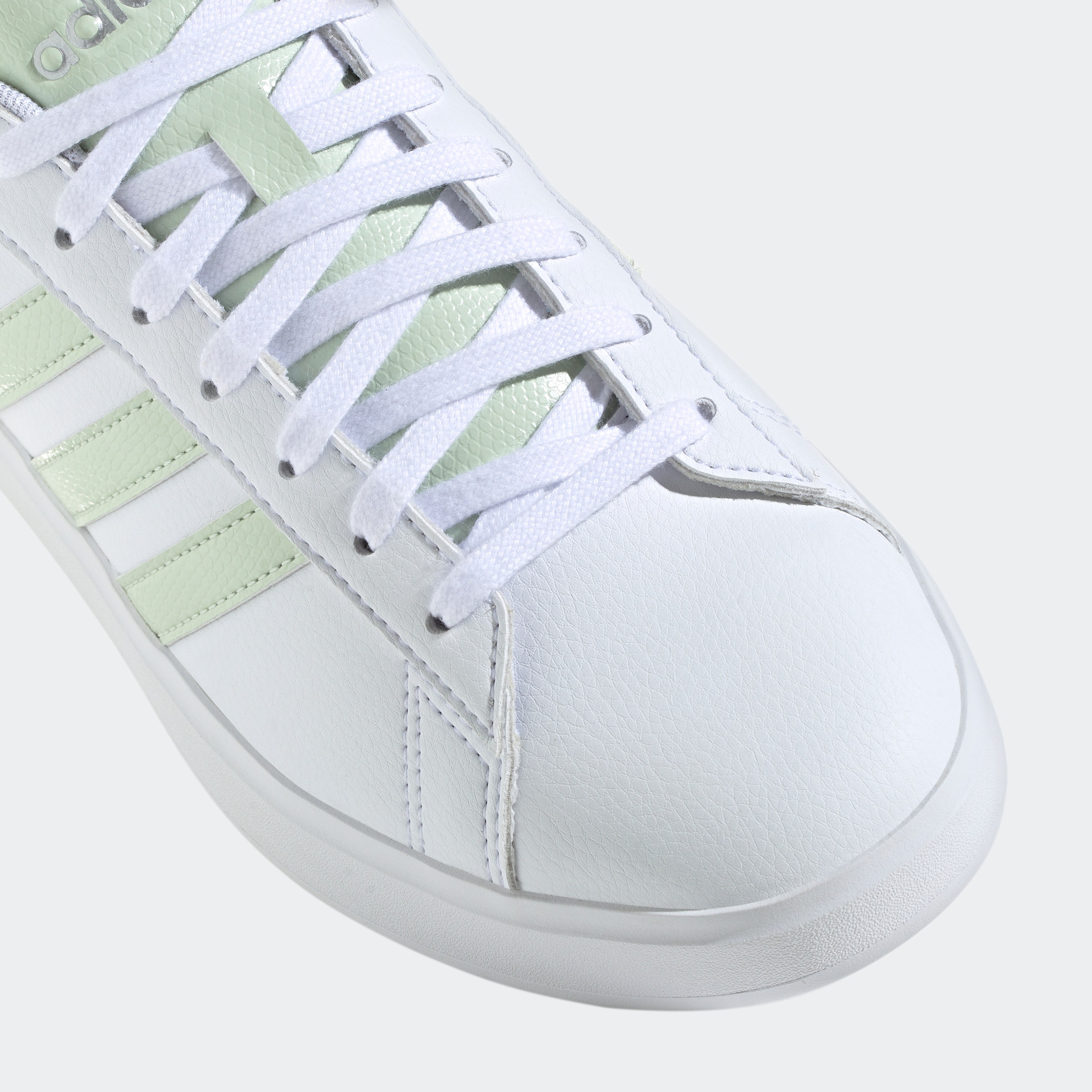 adidas Sportswear Sneaker »GRAND COURT 2.0«, Design auf den Spuren des adidas Superstar